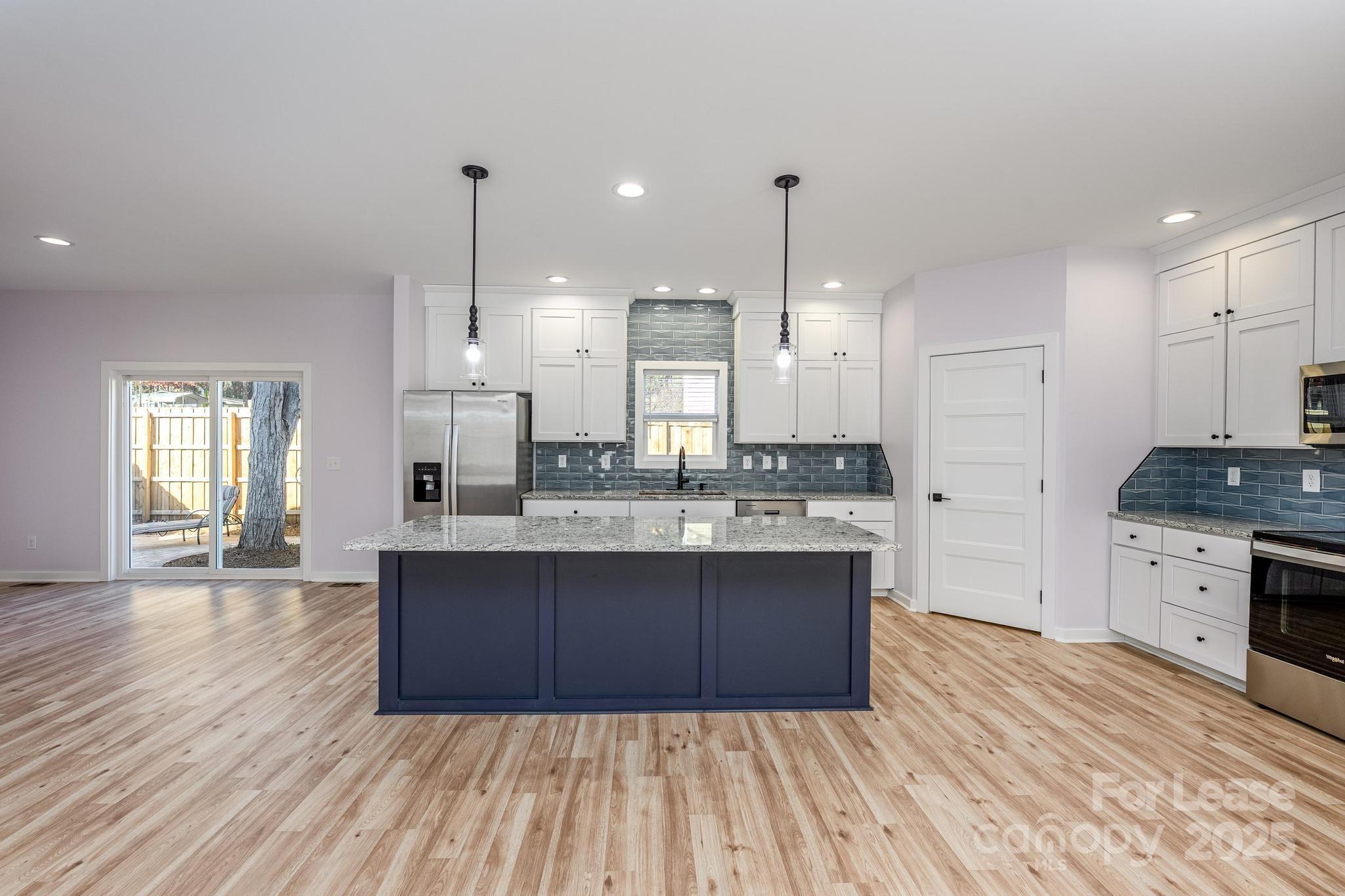 7039 Executive Circle