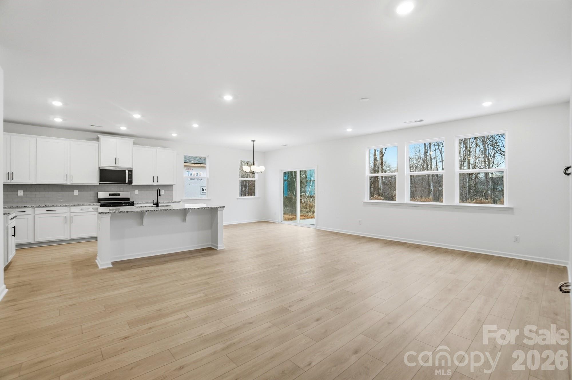 Wellington Pointe - Residential