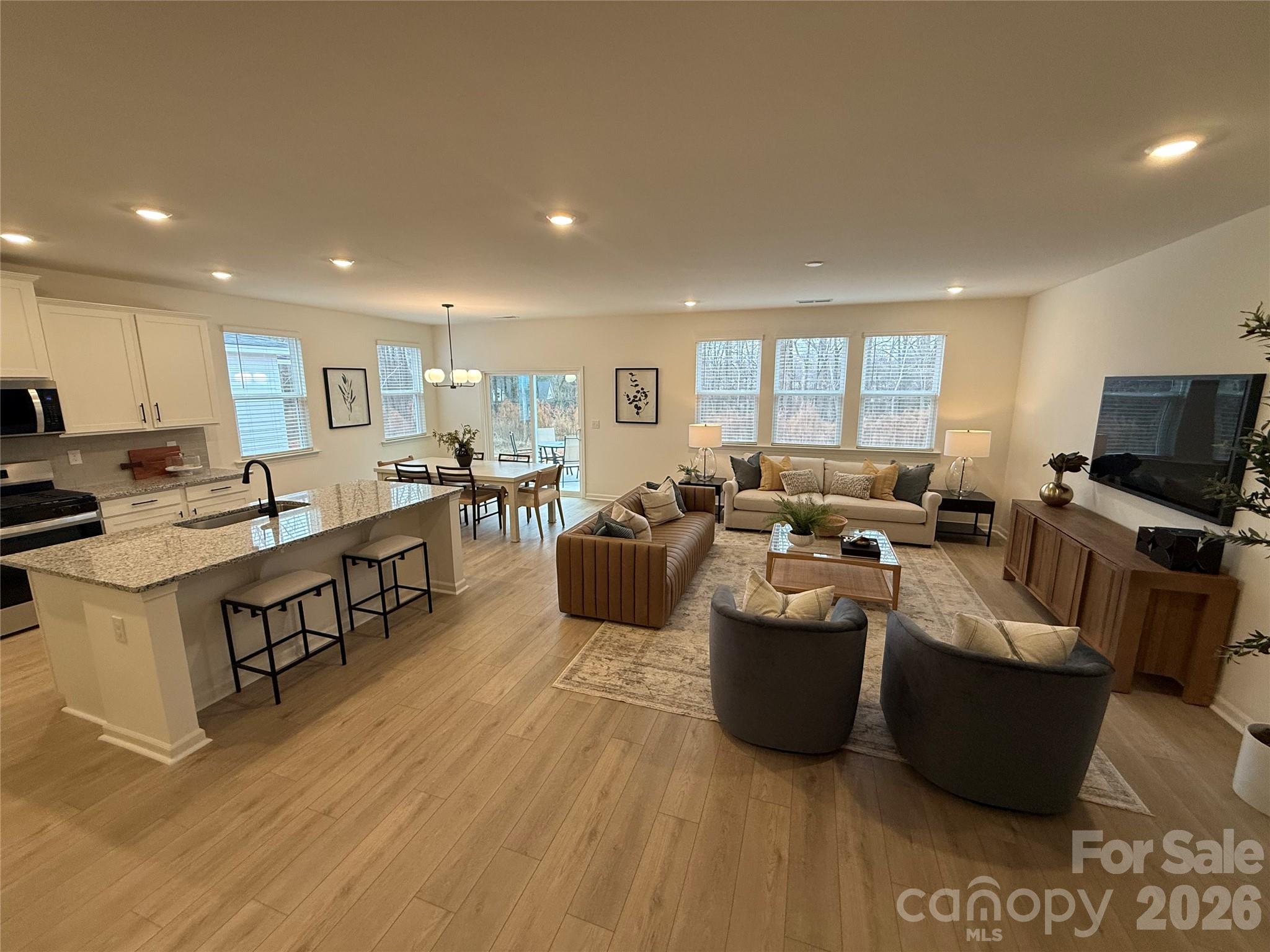 Wellington Pointe - Residential