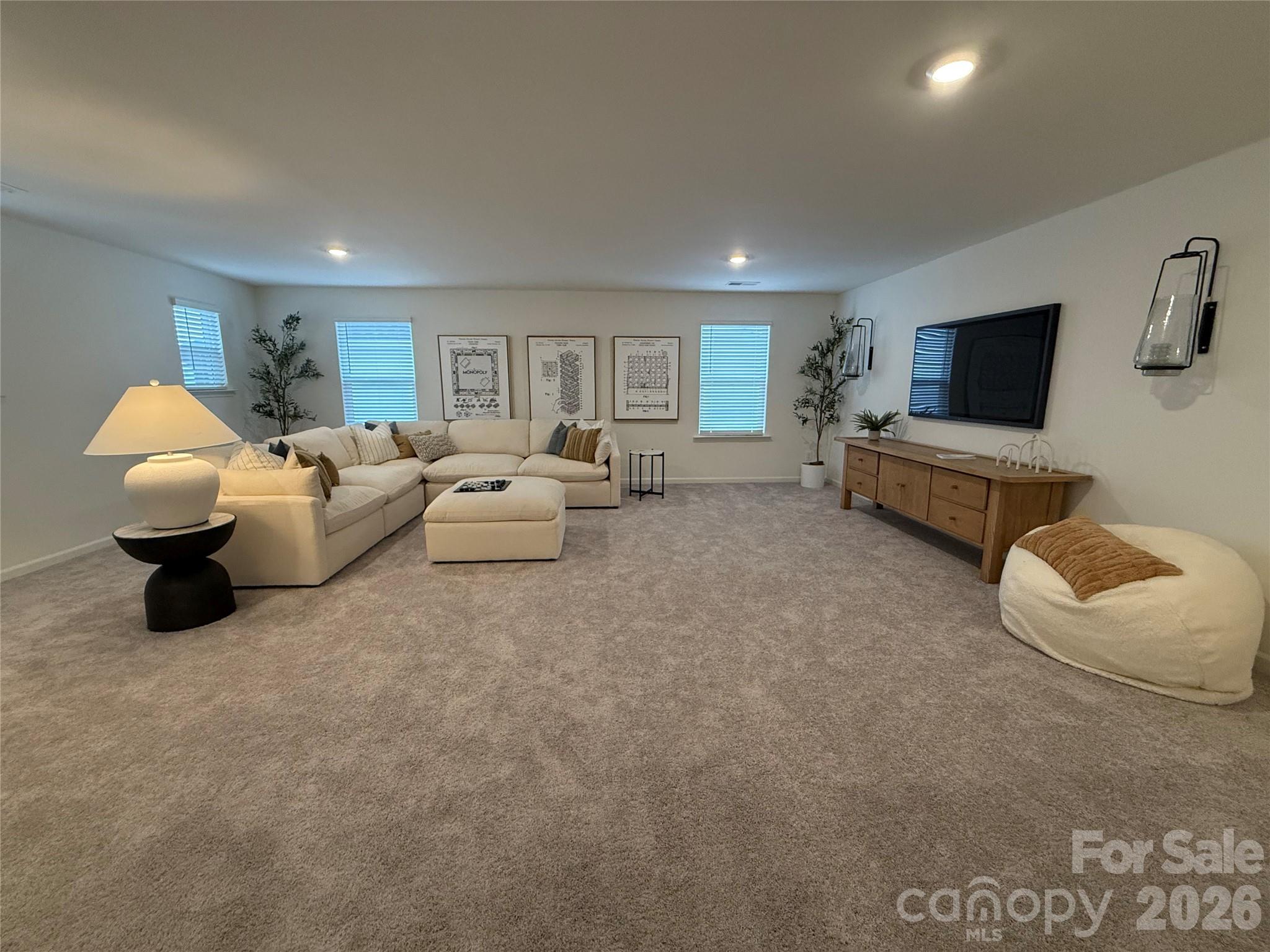 Wellington Pointe - Residential