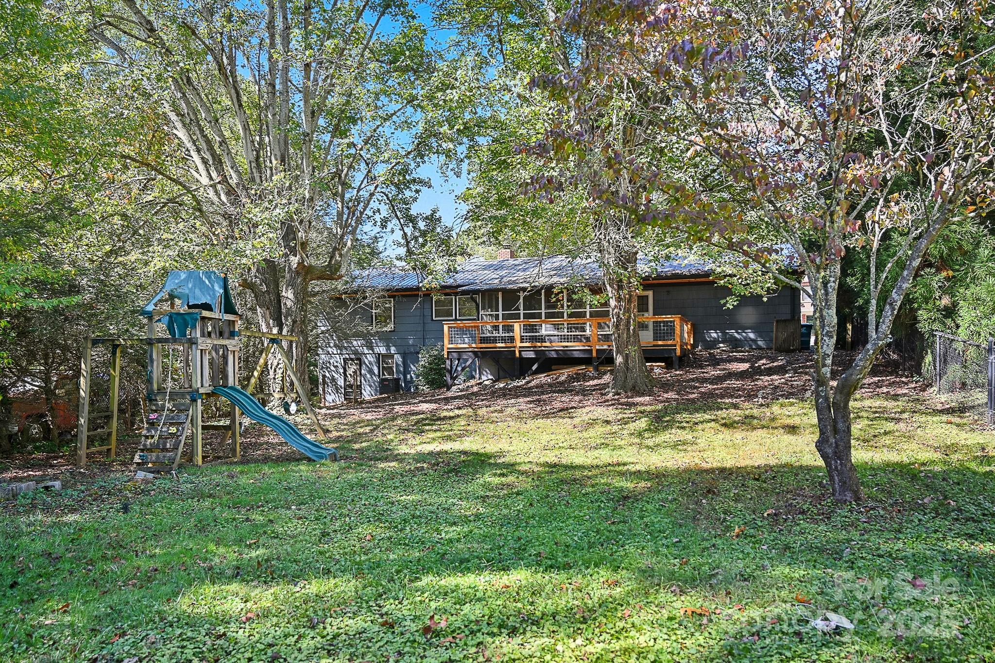 204 Stonewall Avenue