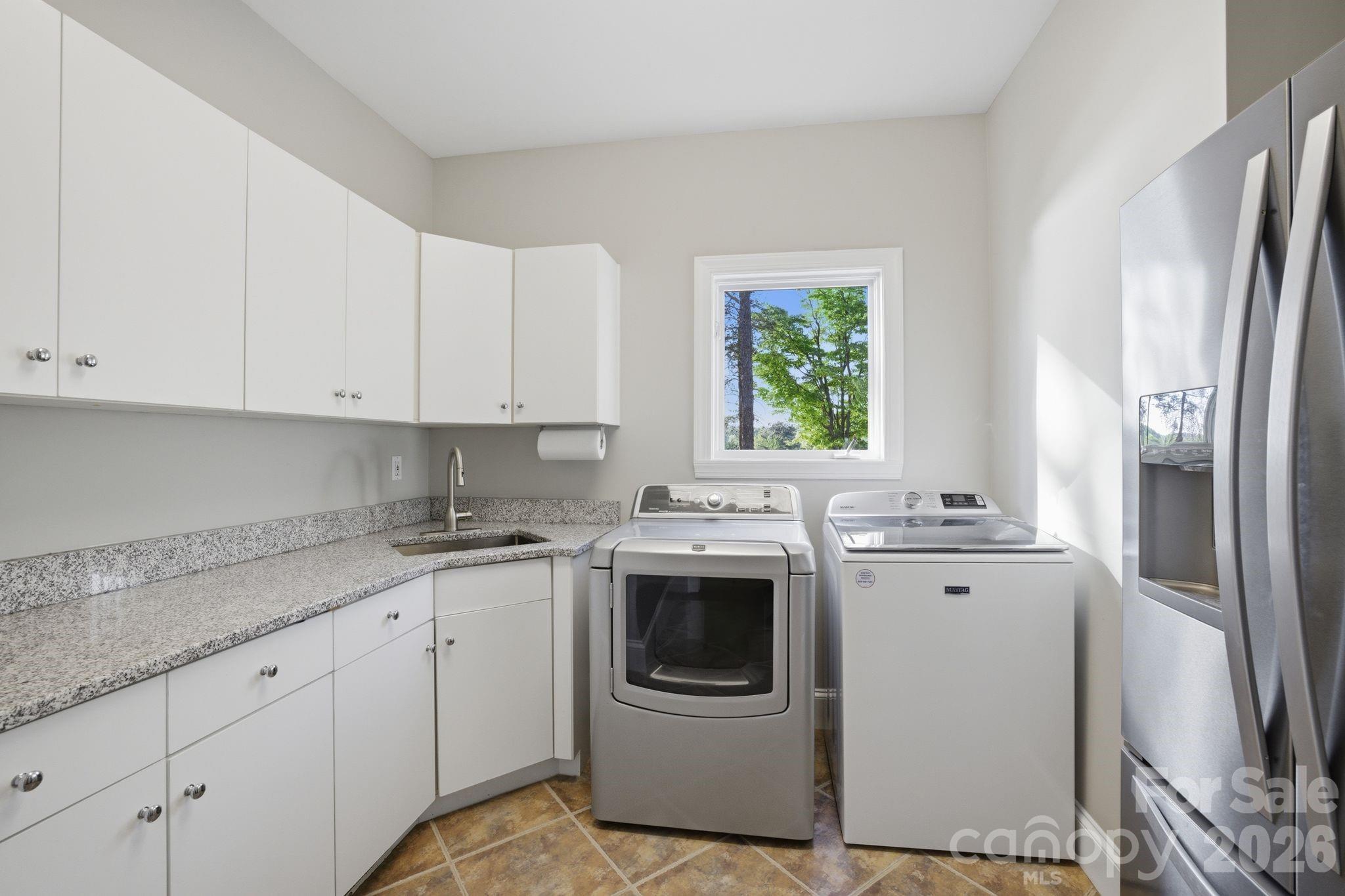 Pinnacle Shores - Residential