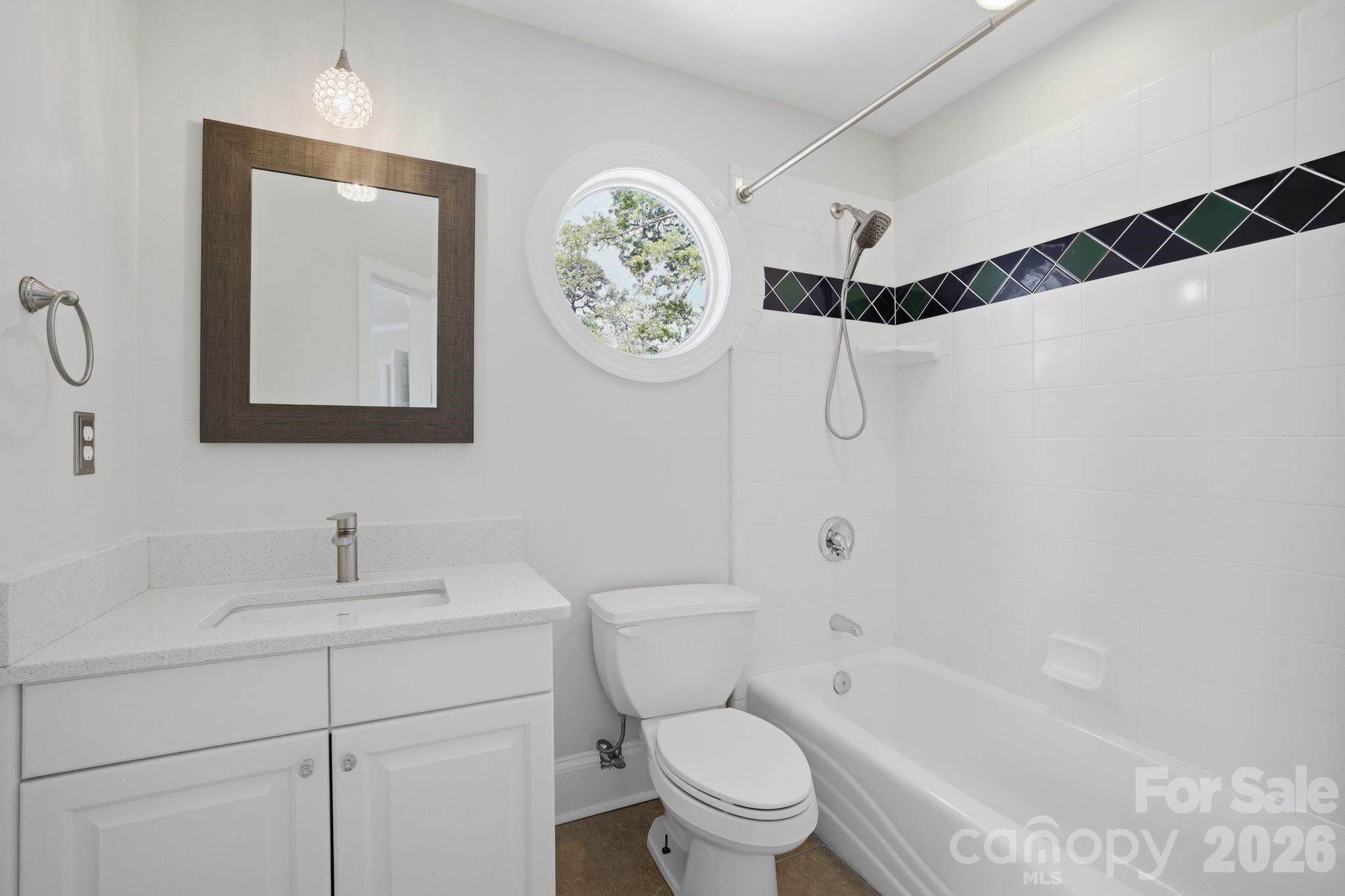 Pinnacle Shores - Residential