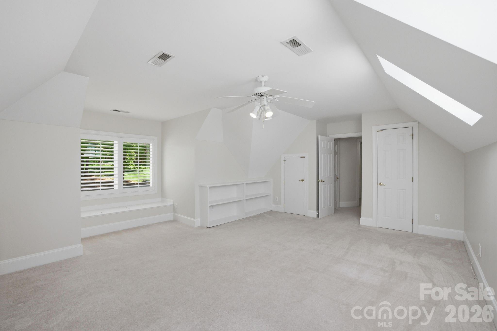 Pinnacle Shores - Residential