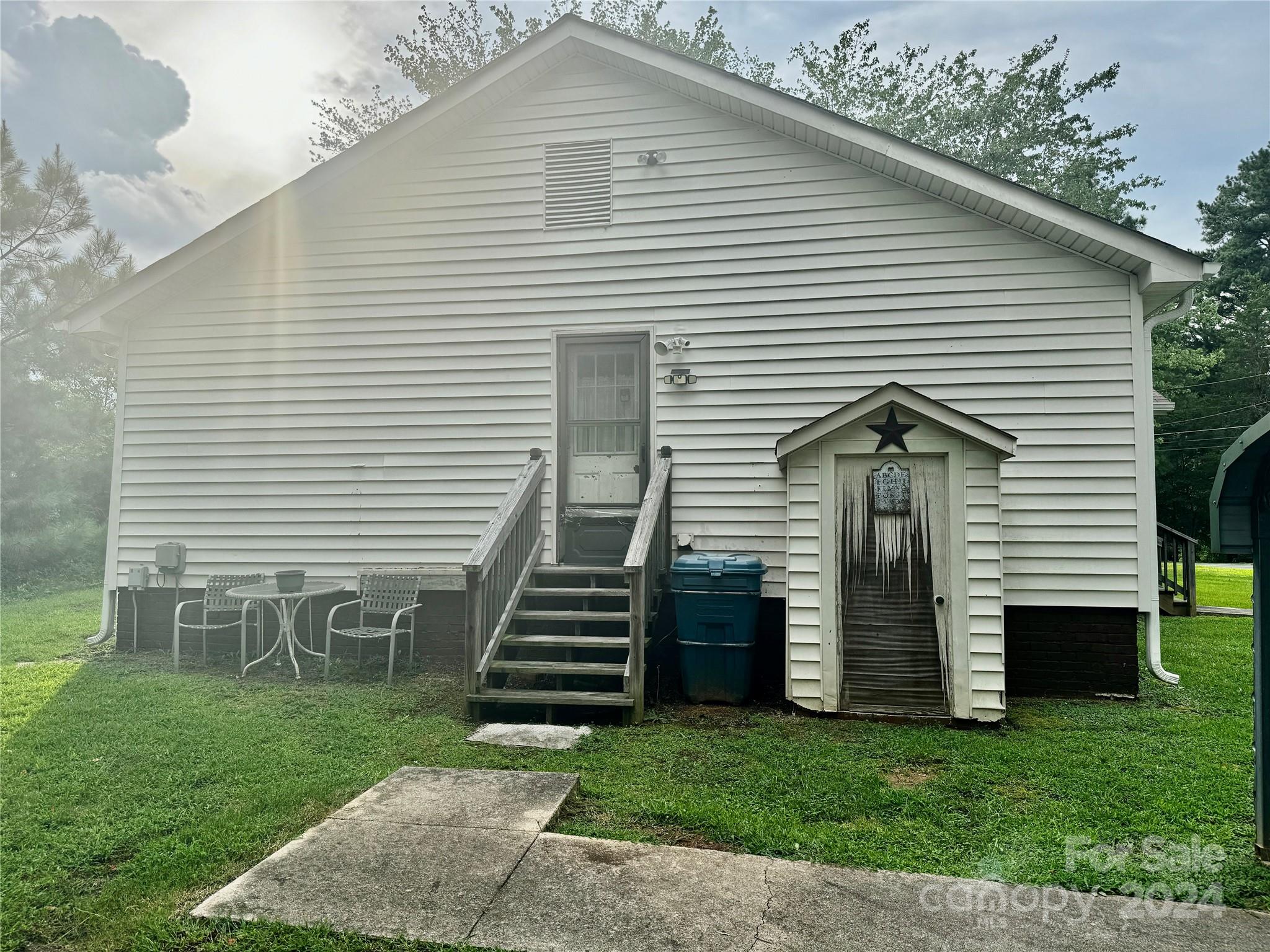 unknown - Residential