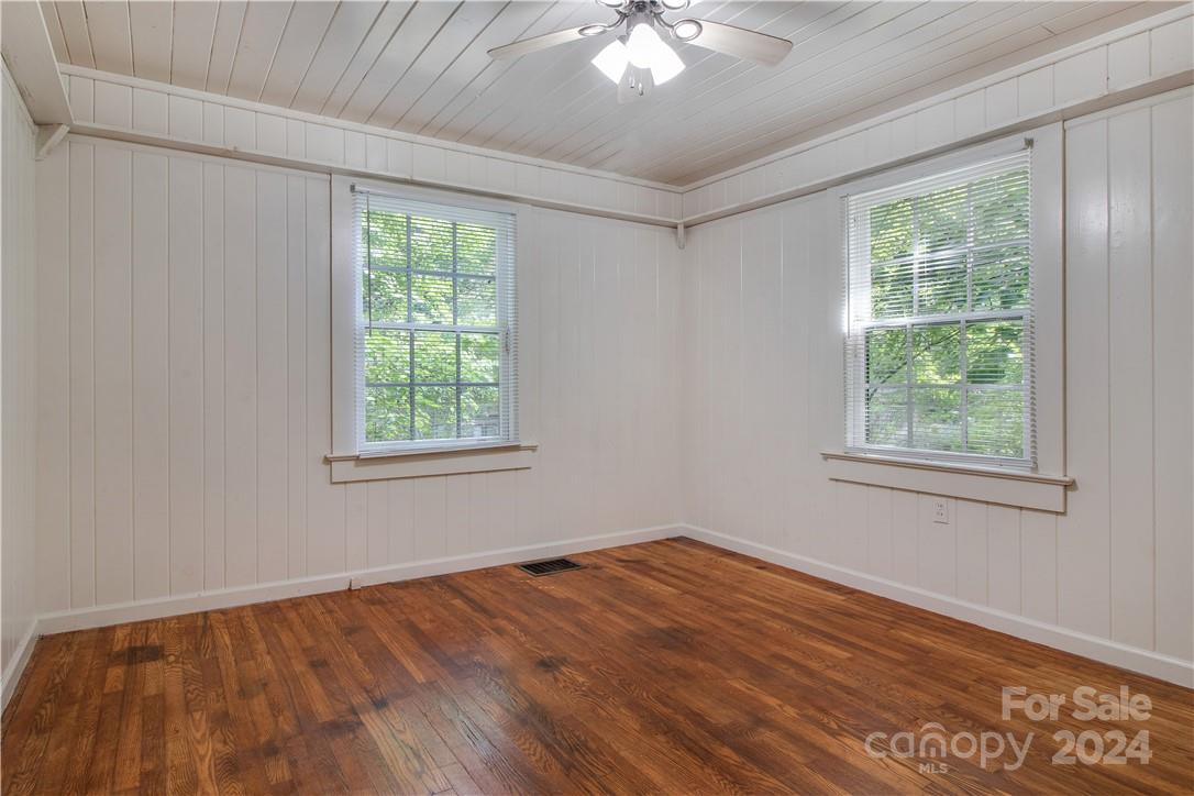 Laurel Park - Residential