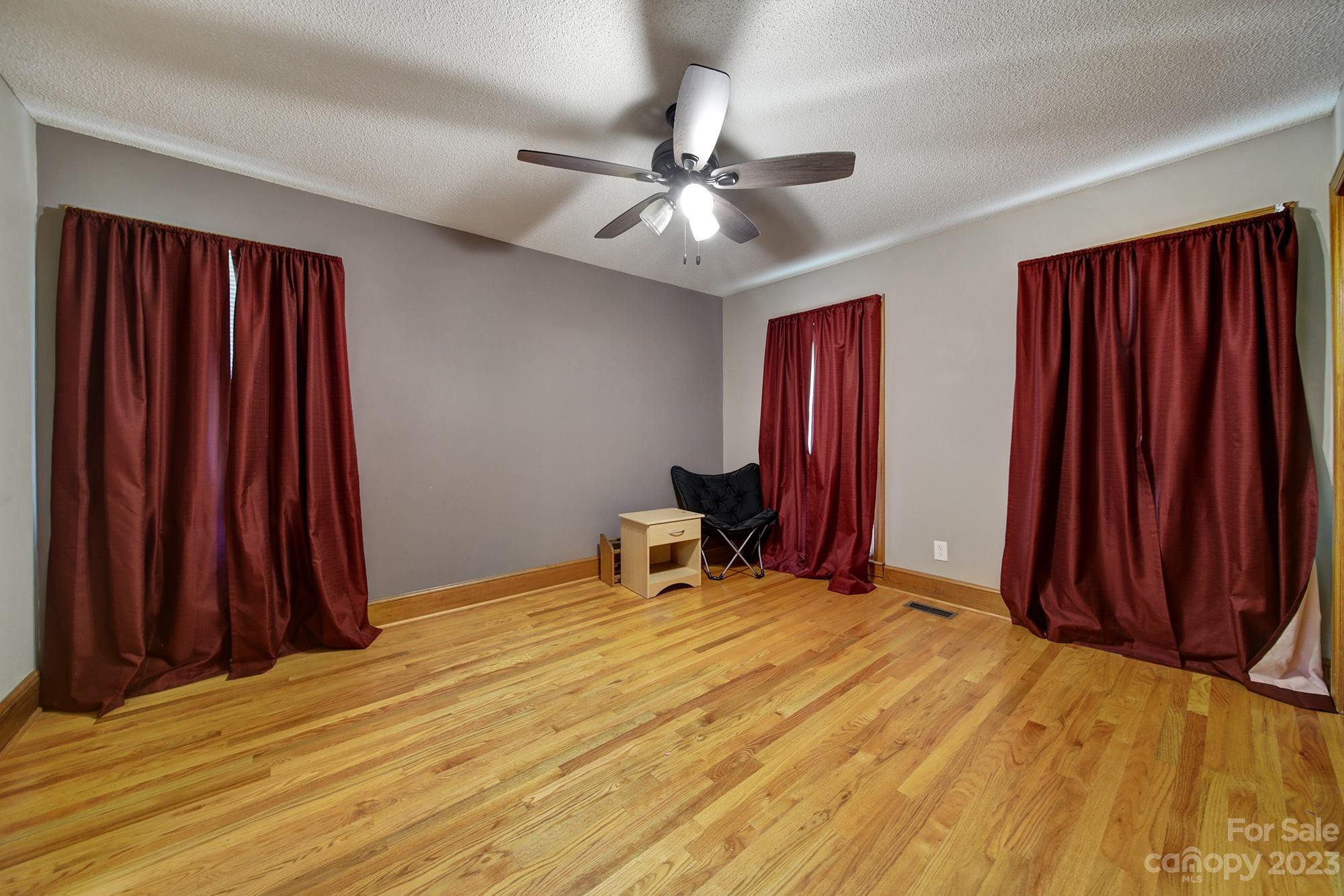 Oakhurst - Residential