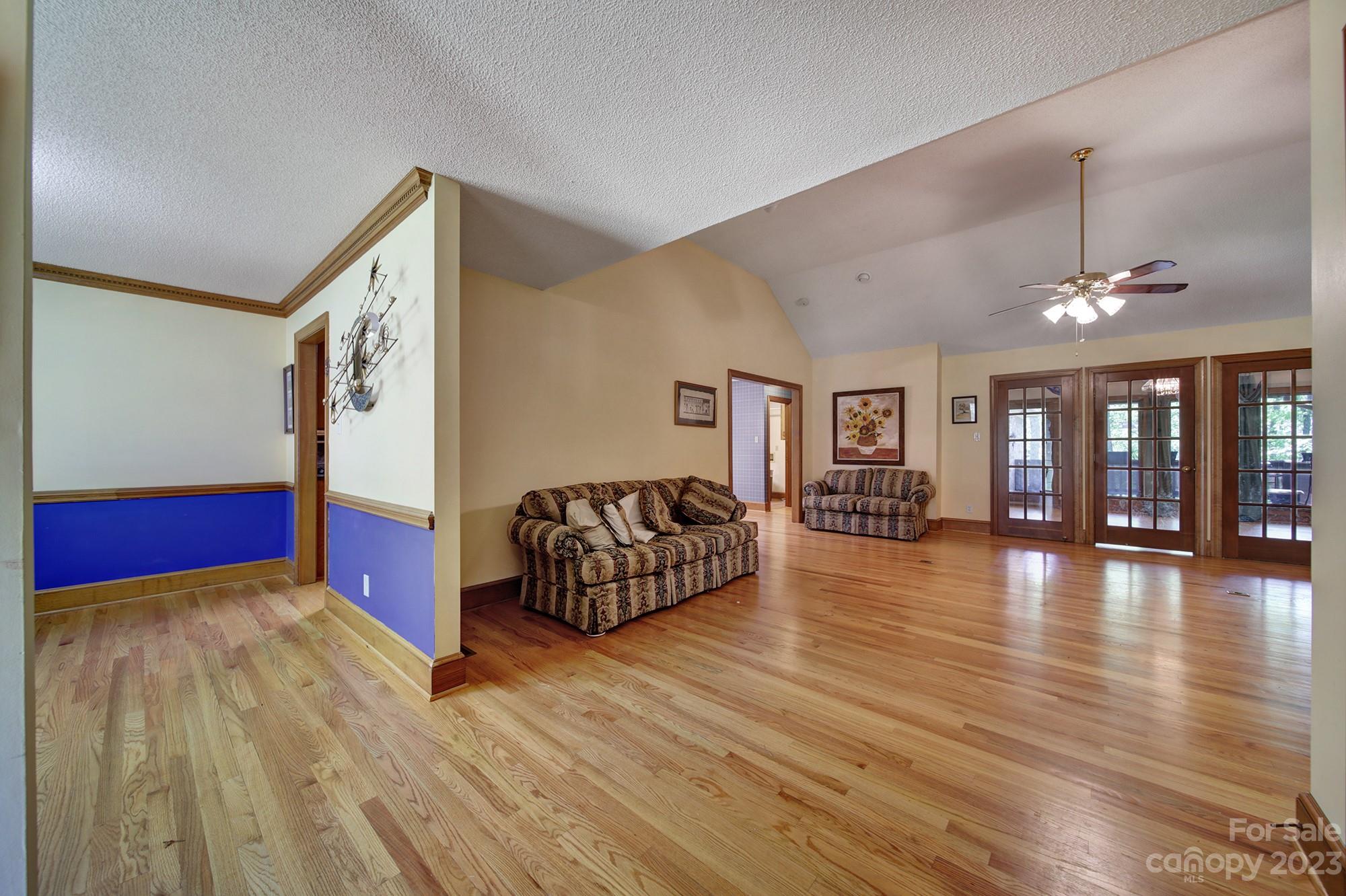 Oakhurst - Residential