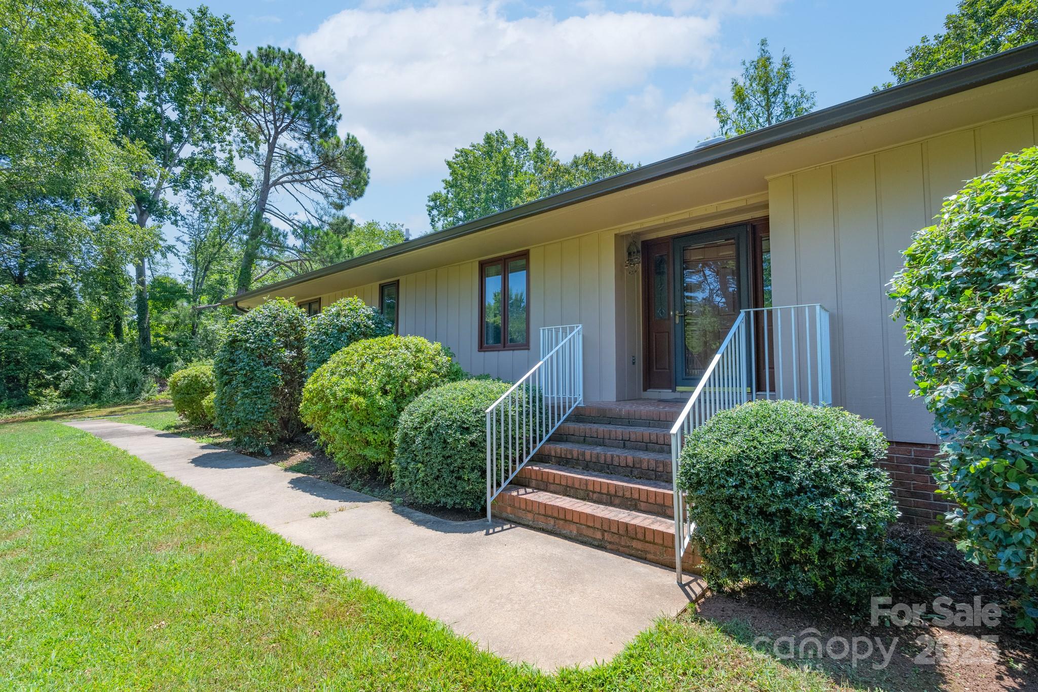 201 Fleming Drive