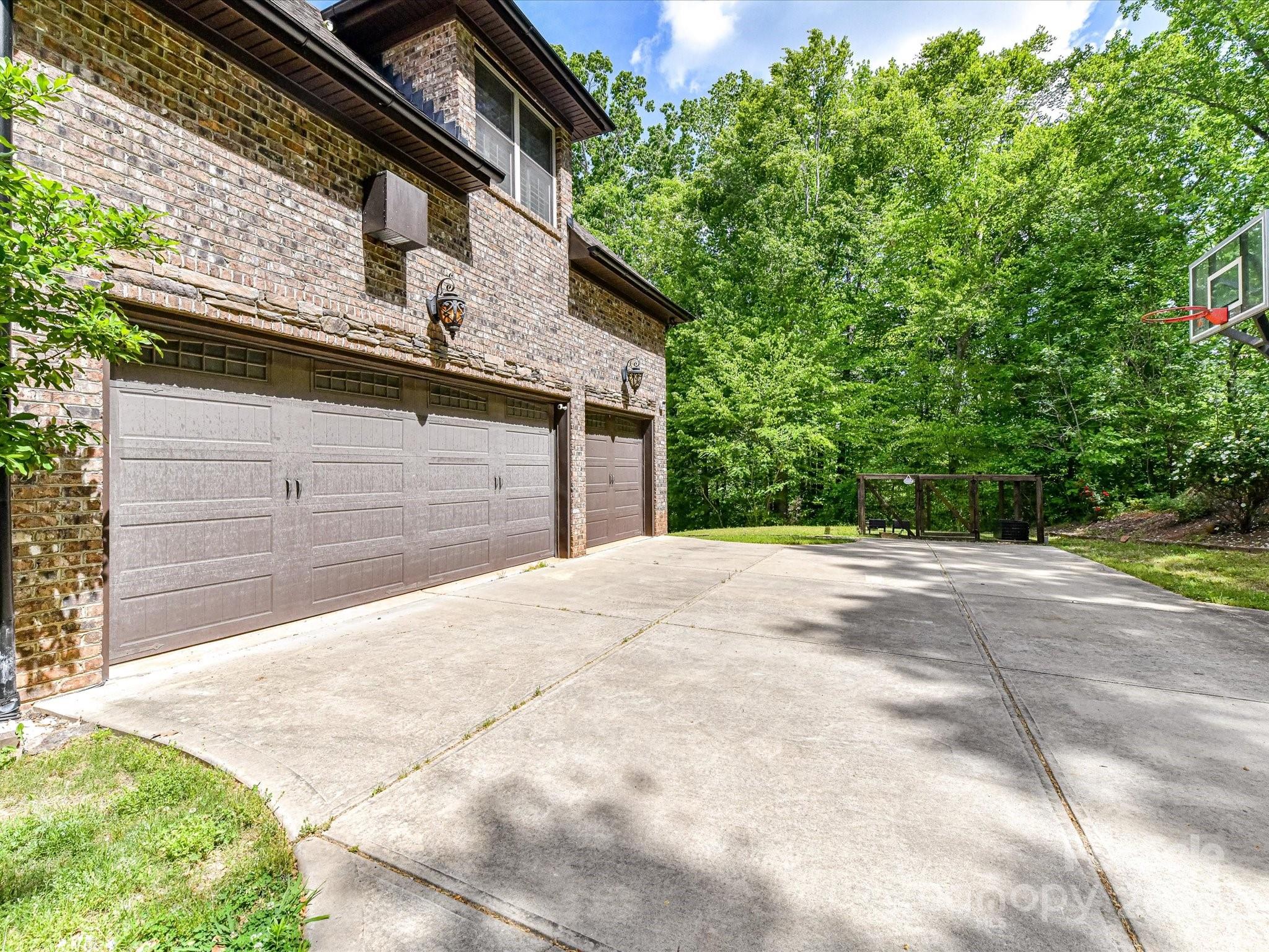 Elmhurst Estates - Residential