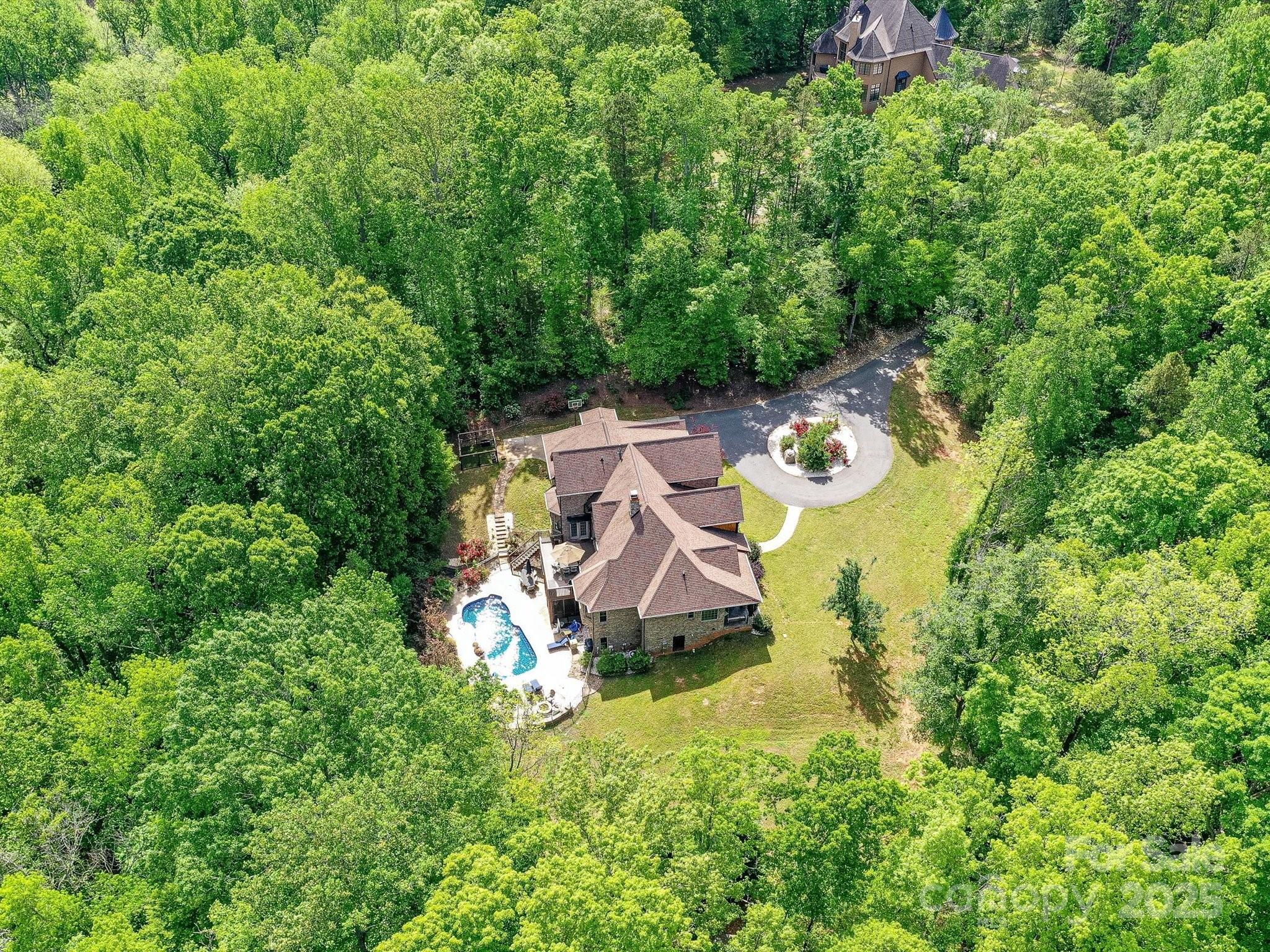 633 Elmhurst Drive