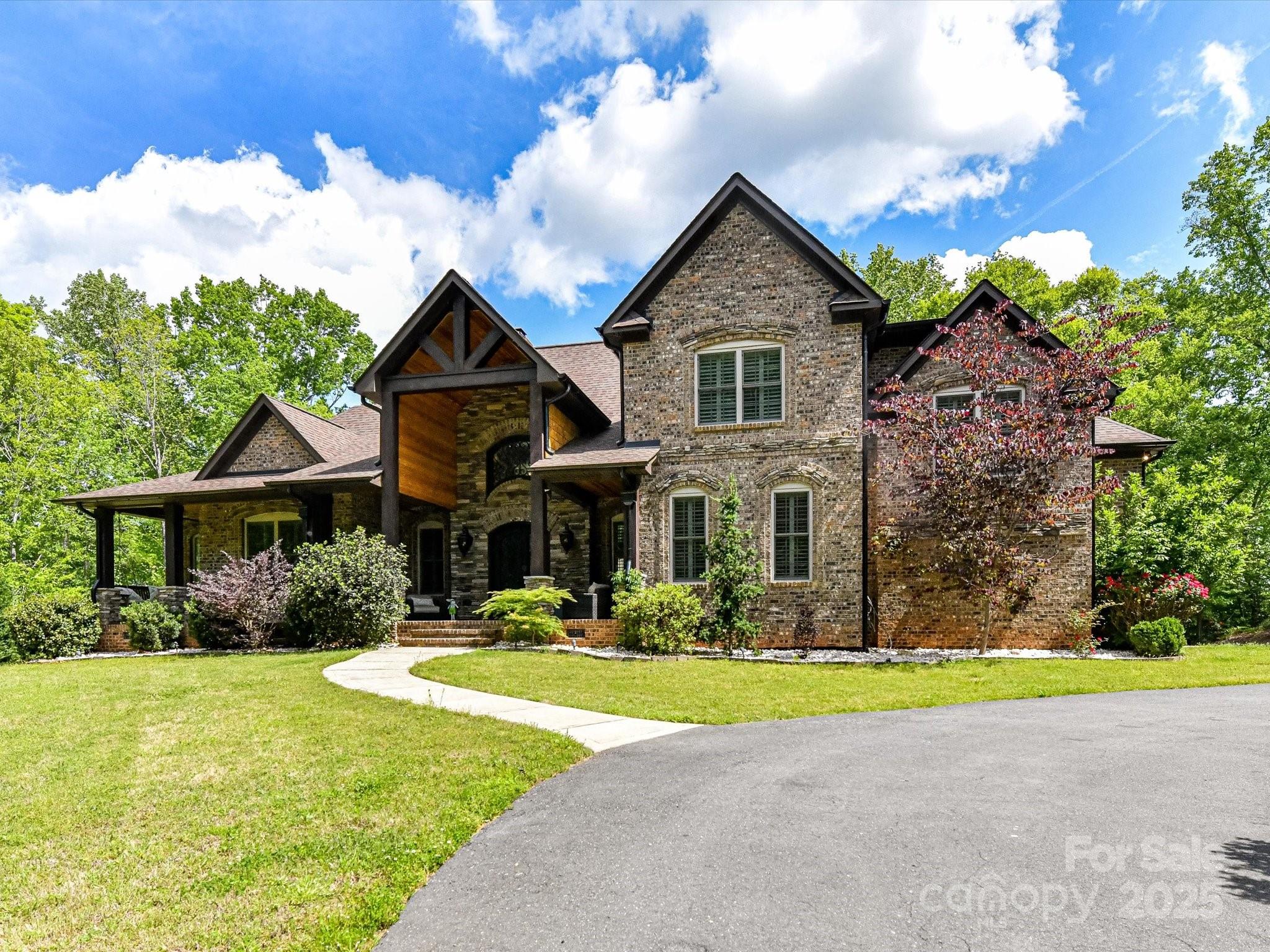 633 Elmhurst Drive