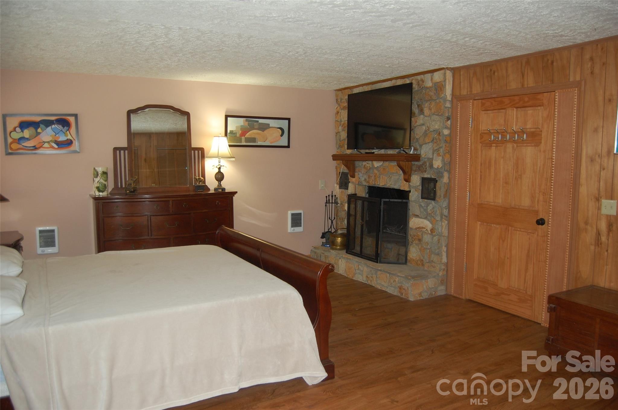 Linville Land Harbor - Residential