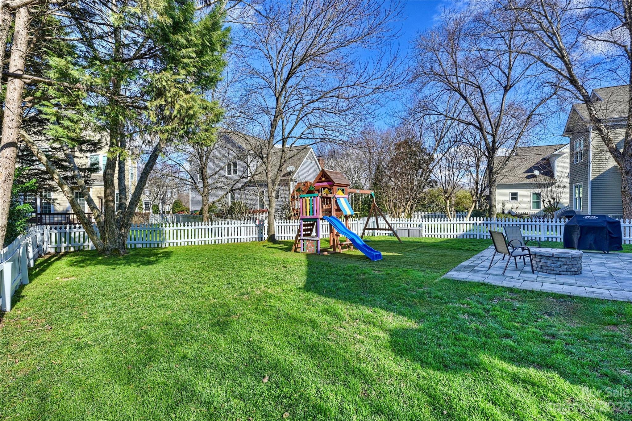 Beverly Crest - Residential