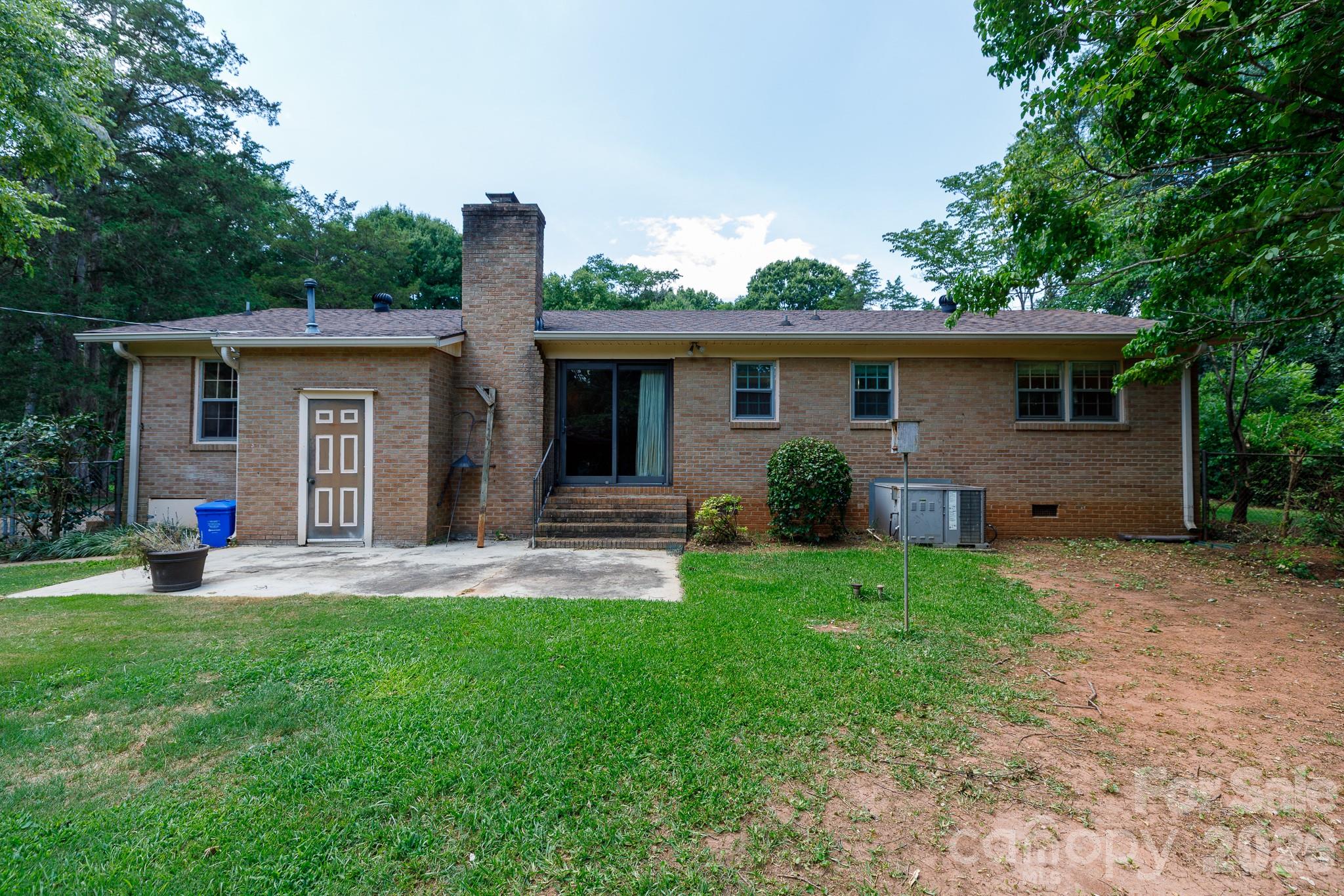 260 Plantation Road