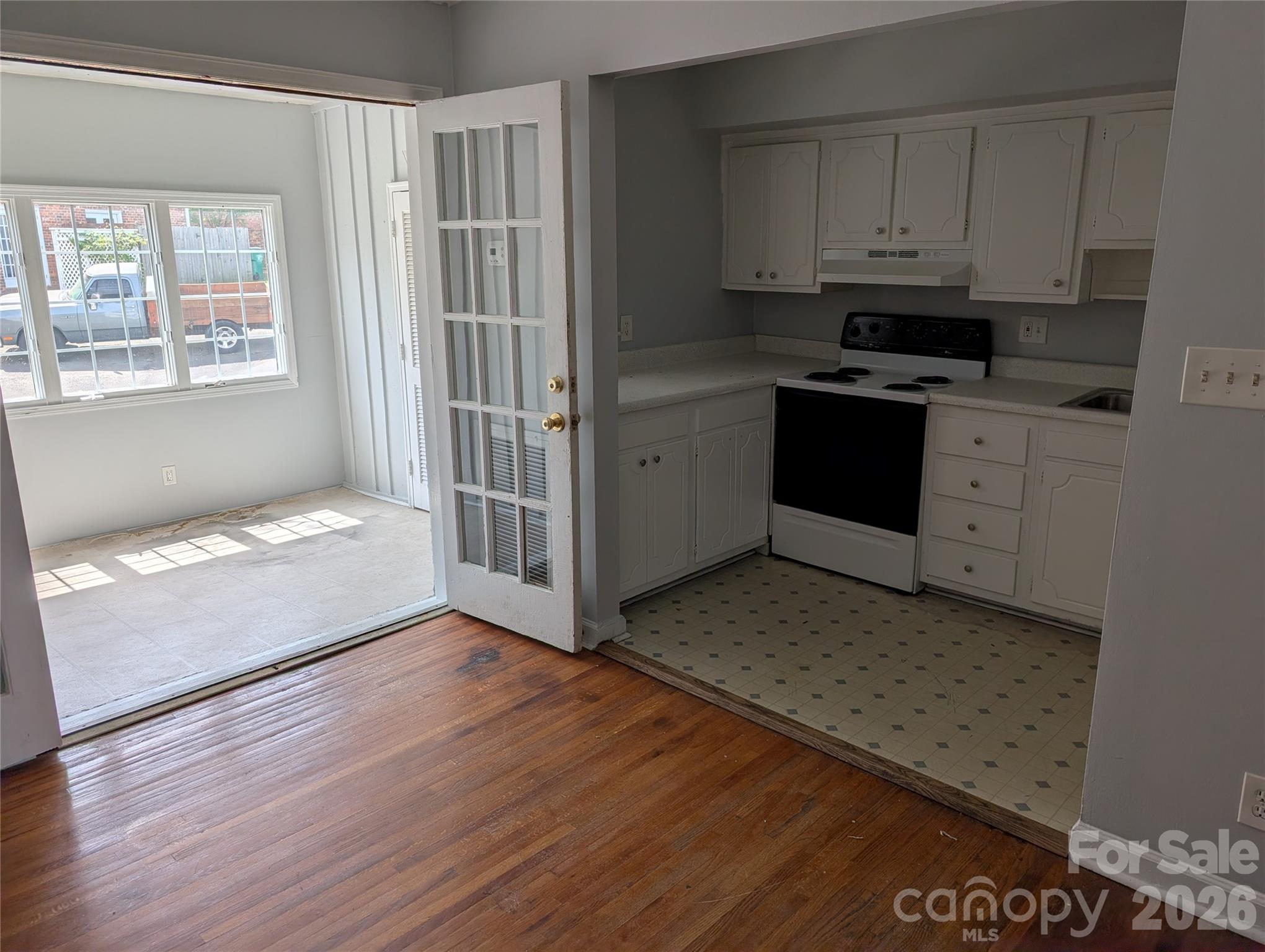 Mcalway Manor - Residential