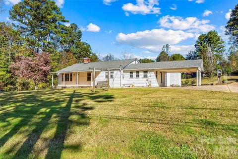 Photo of 6423 US 70 Highway E, Nebo, NC 28761 (MLS # 4437960)