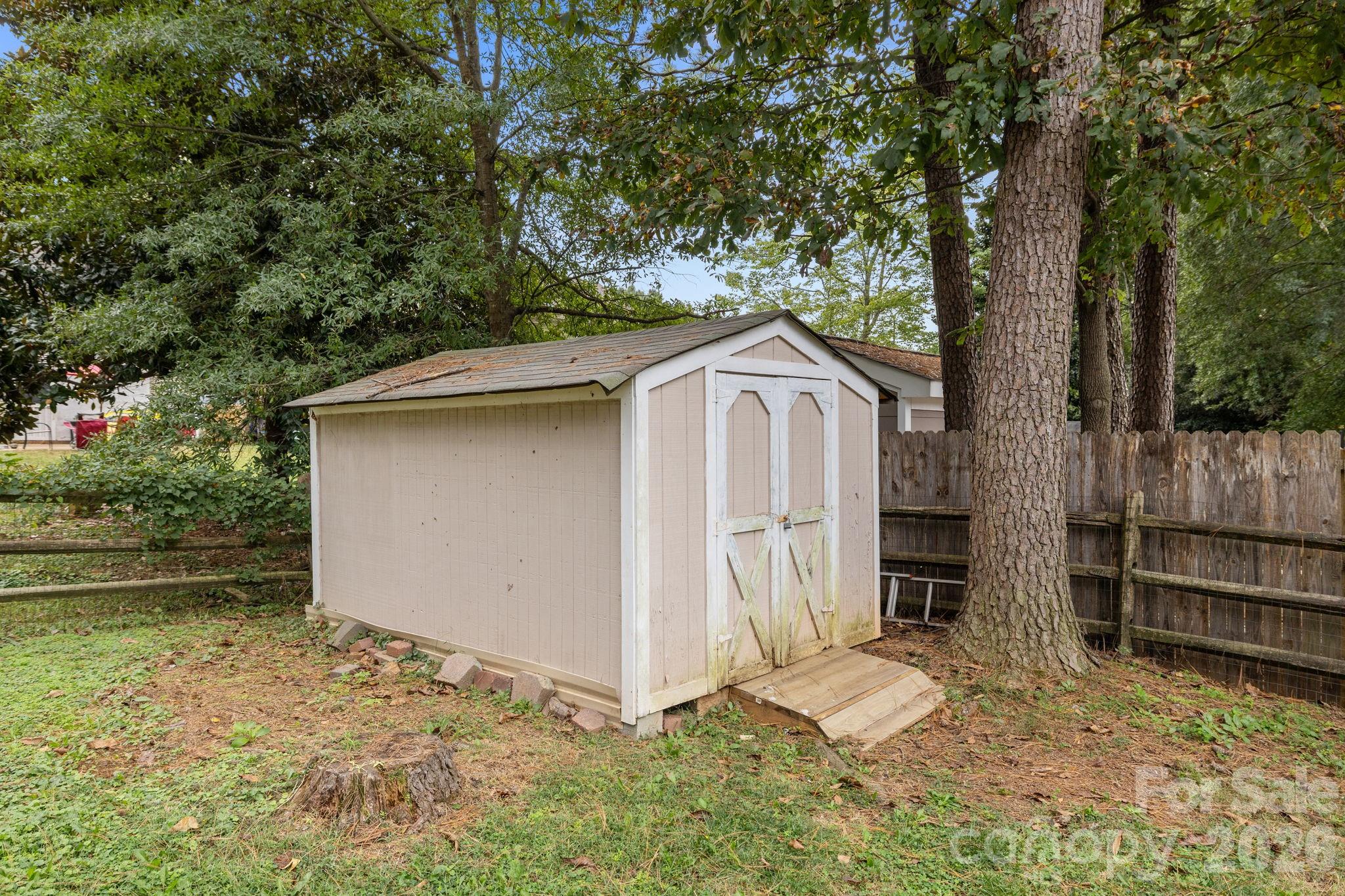 Morris Village - Residential