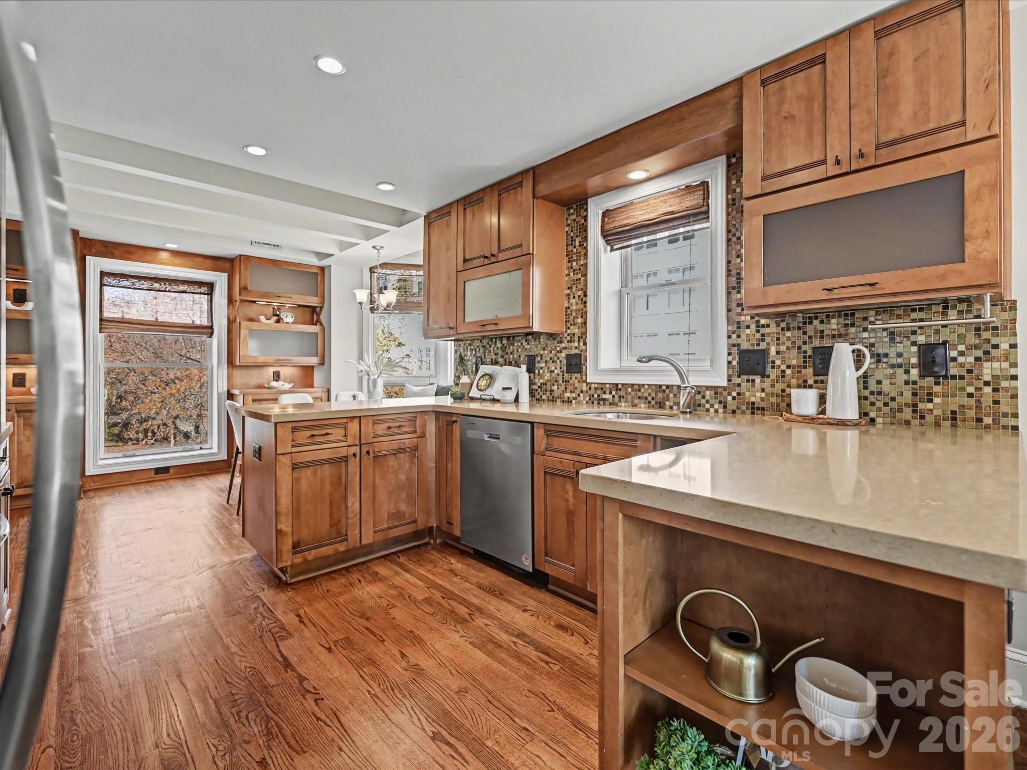 Sixth And Pine - Residential