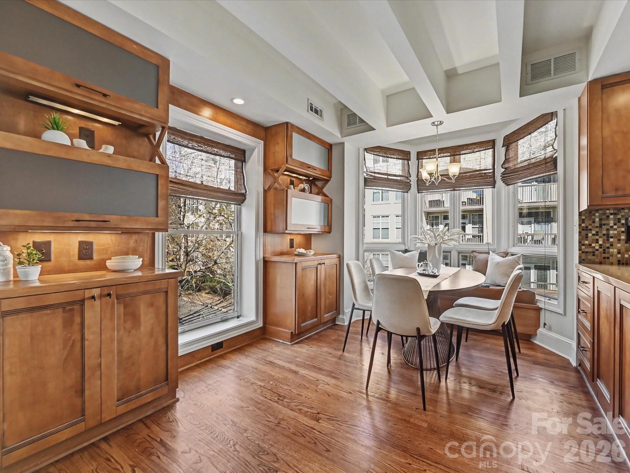 Sixth And Pine - Residential