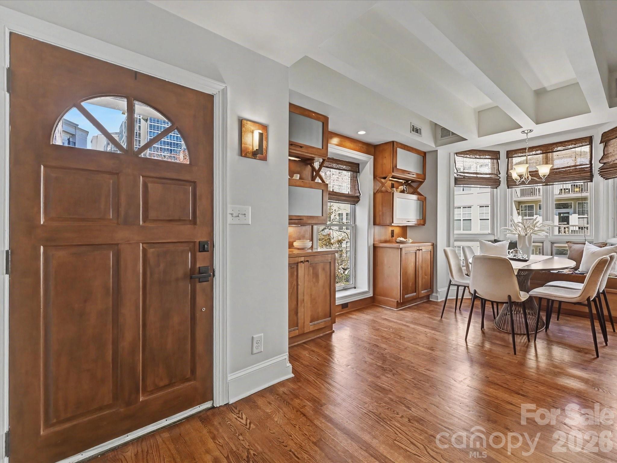 Sixth And Pine - Residential