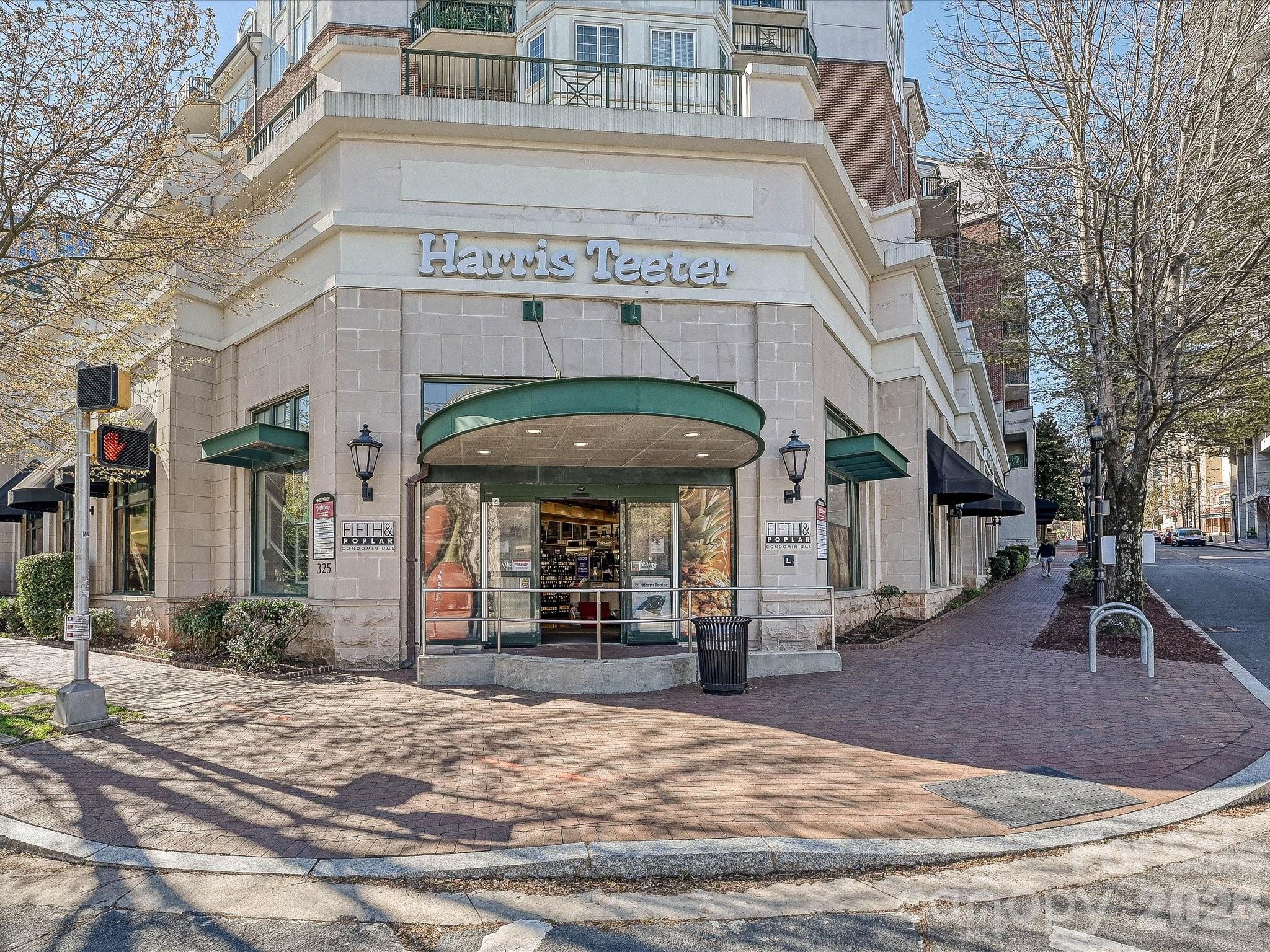 Sixth And Pine - Residential