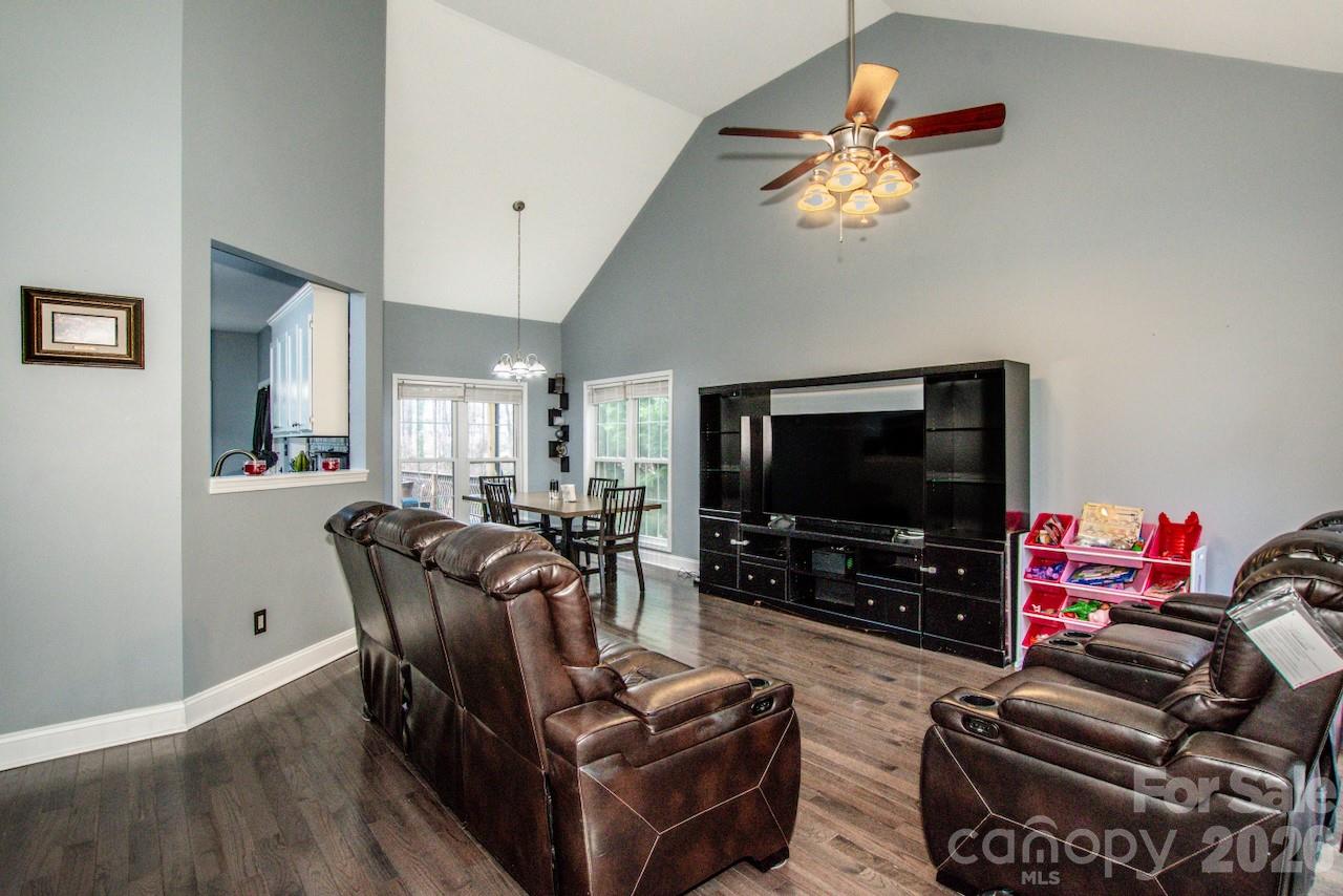 Delview Acres - Residential