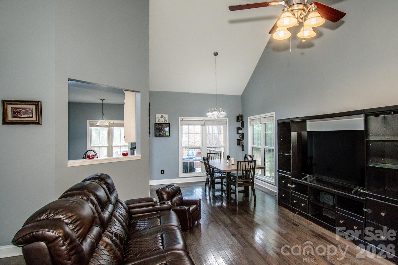 Delview Acres - Residential