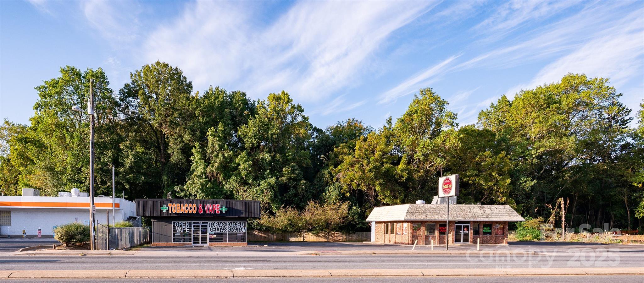 2934 & 2938 Shamrock Drive