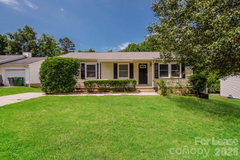 Photo of 7610 Denon Hills Drive, Charlotte, NC 28212 (MLS # 4433312)