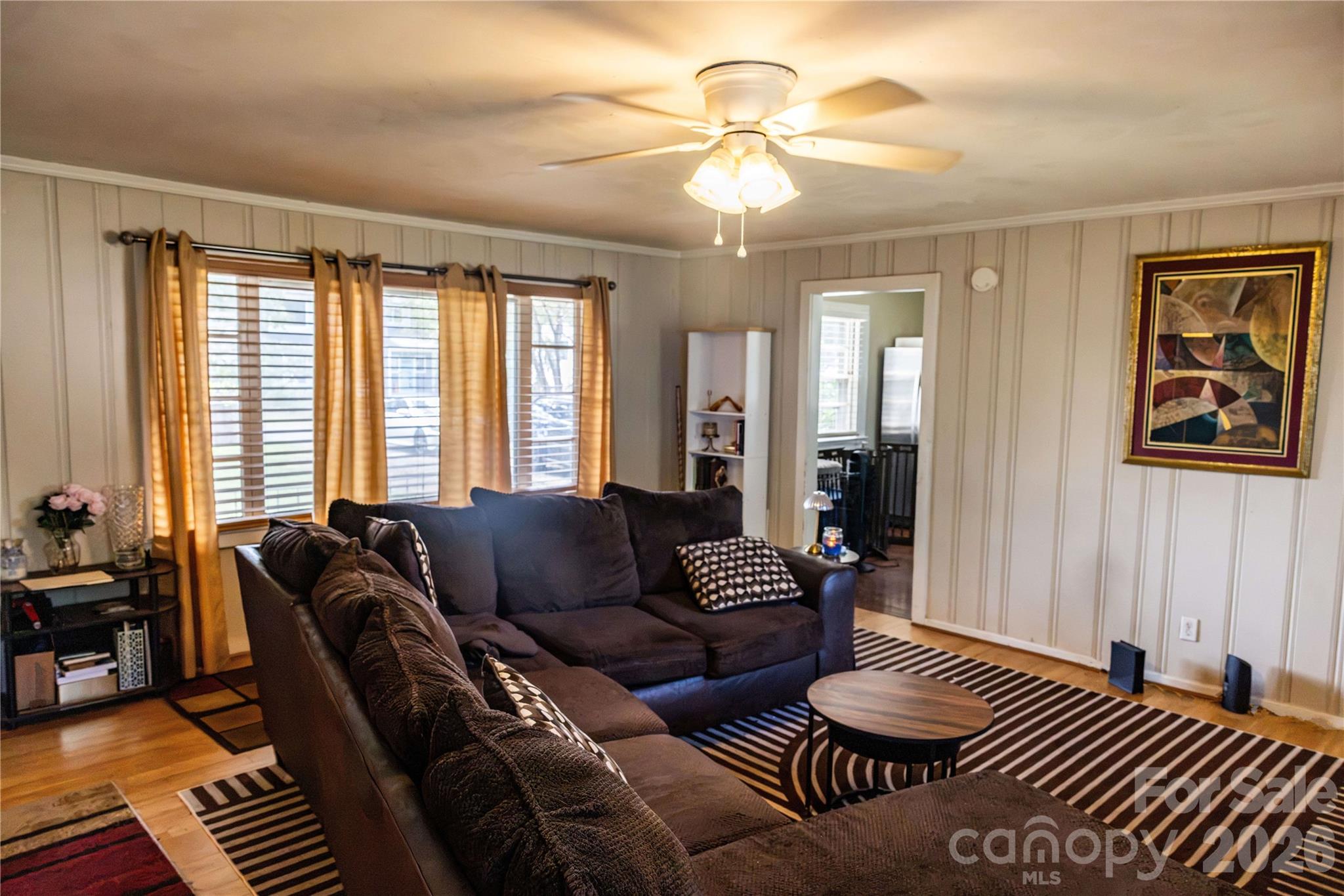 3828 Plainview Road