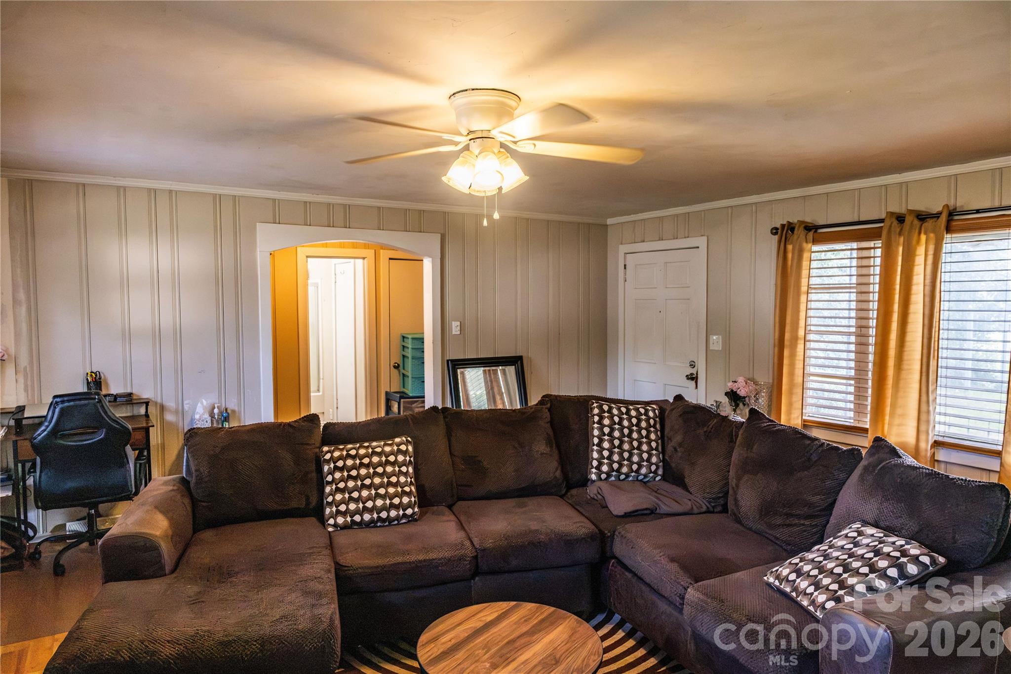 3828 Plainview Road