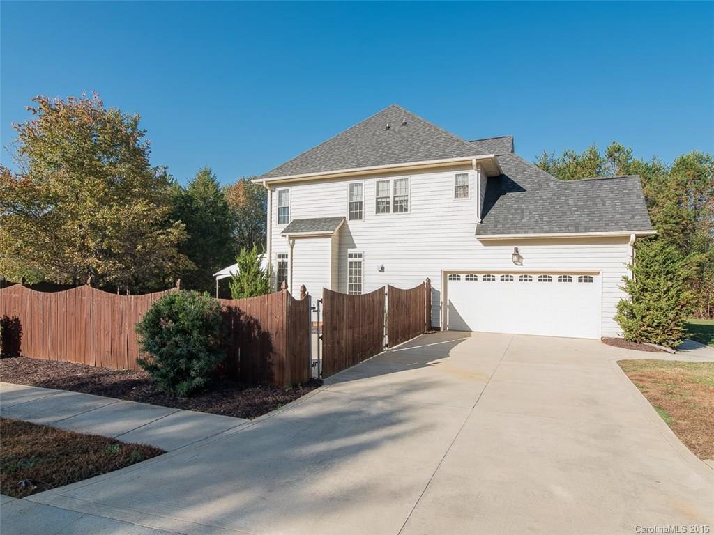 Rhynes Estate - Residential