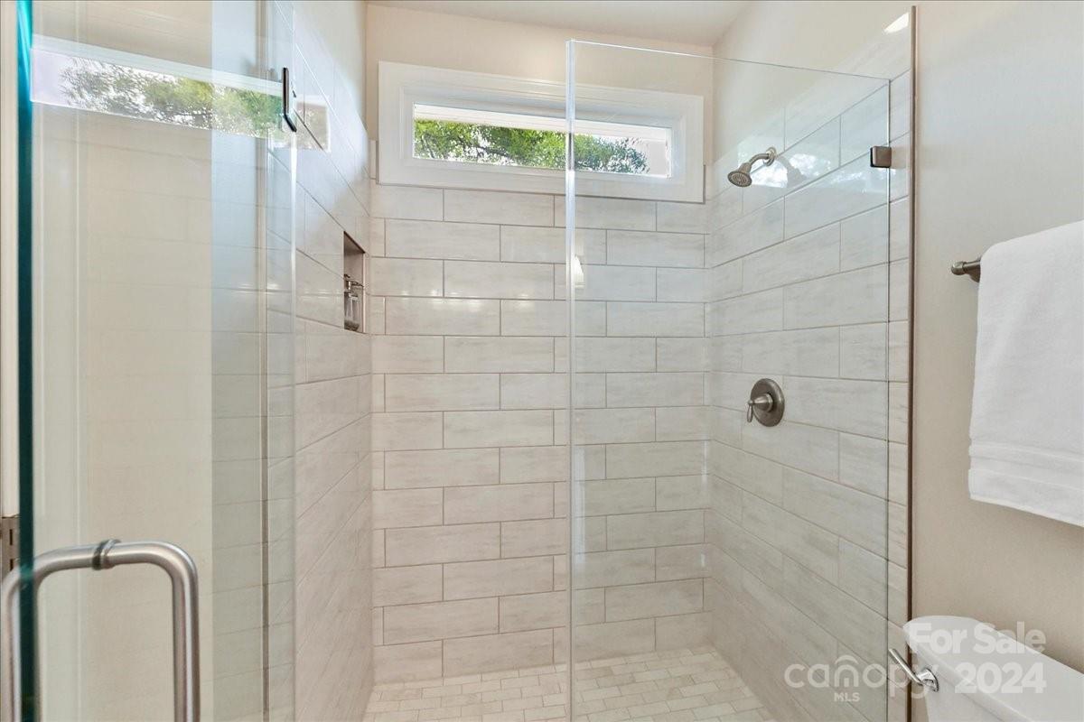 Ivy Hall - Residential