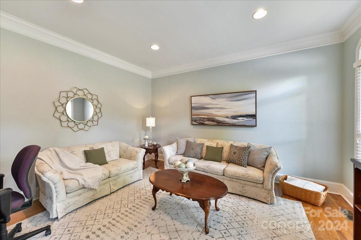 Ivy Hall - Residential