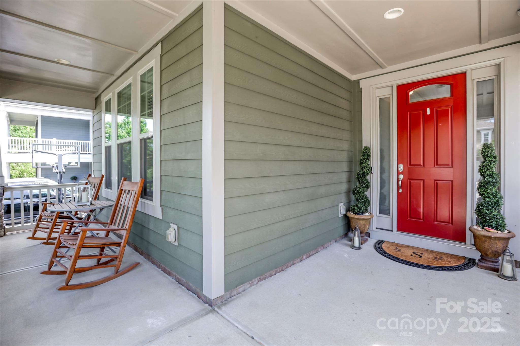 15018 Marymont Avenue