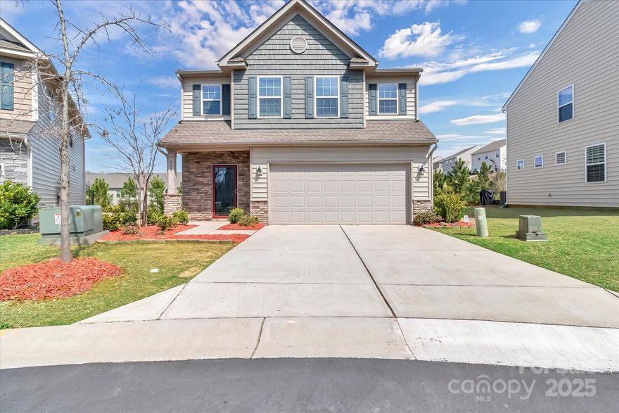 This beautiful Cul De Sac home is a must-see! Fresh paint with an open floor plan, spacious rooms, and a cozy fireplace in the family room.  It's perfect for entertaining. The loft upstairs offers extra space for a bonus room, office or fifth bedroom! The primary suite is a peaceful retreat with a large walk-in closet and awesome bathroom. Amazing Community amenities include walking trails in the cul de sac, tennis courts, pools, river access and so much more! This home won't last long.