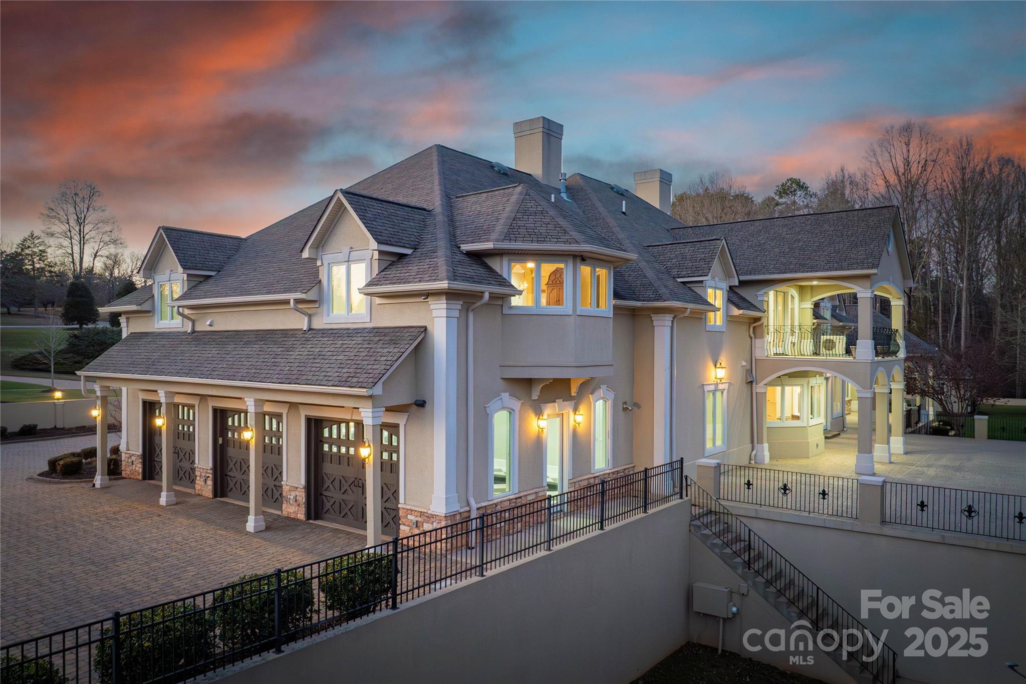 1090 Pearidge Road