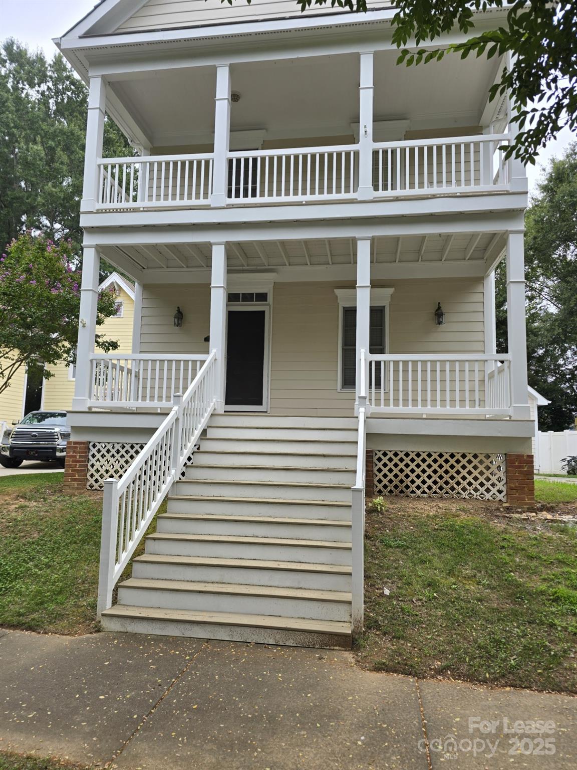 14022 Garden District Row