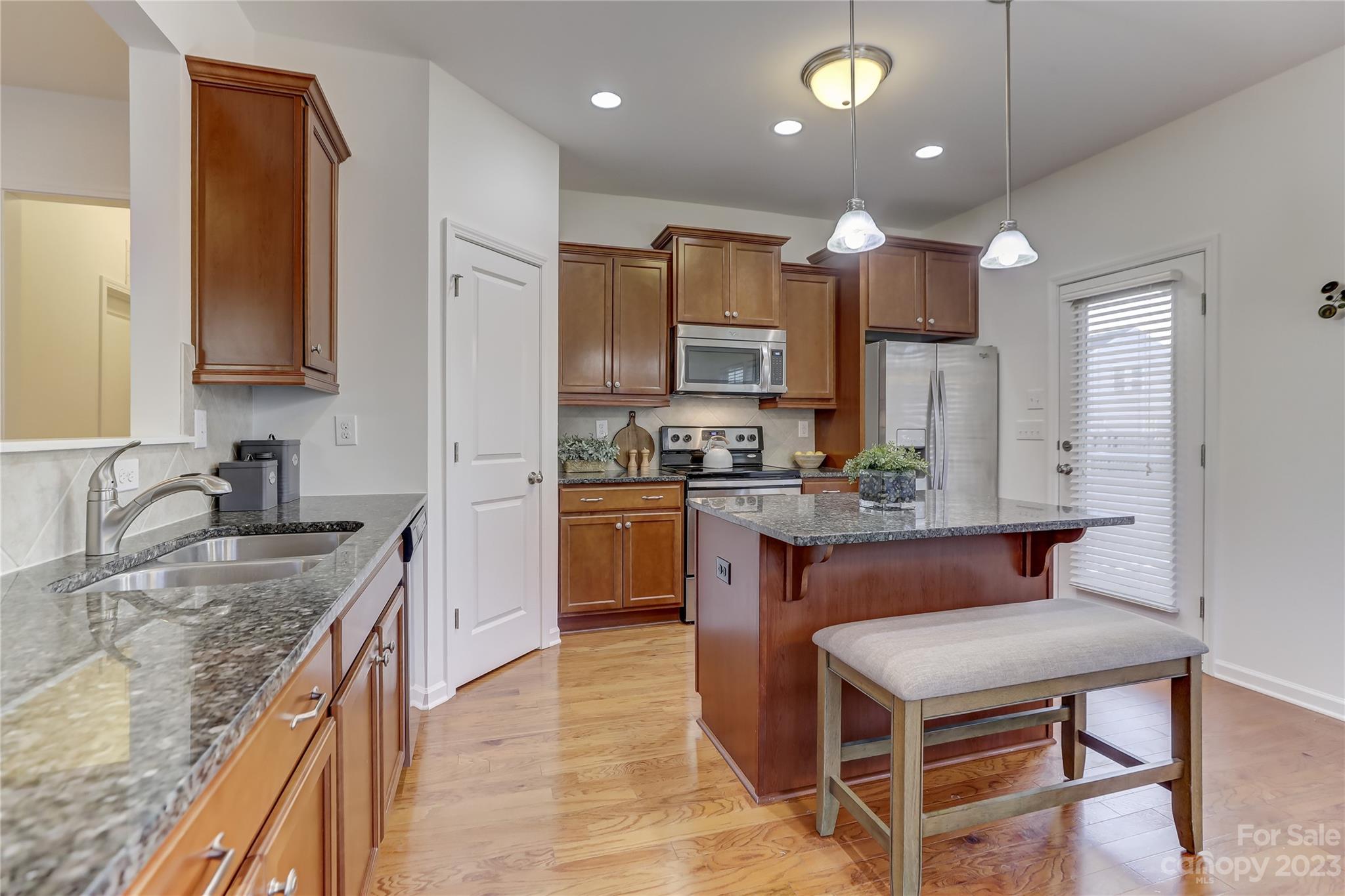 Newport Lakes - Residential