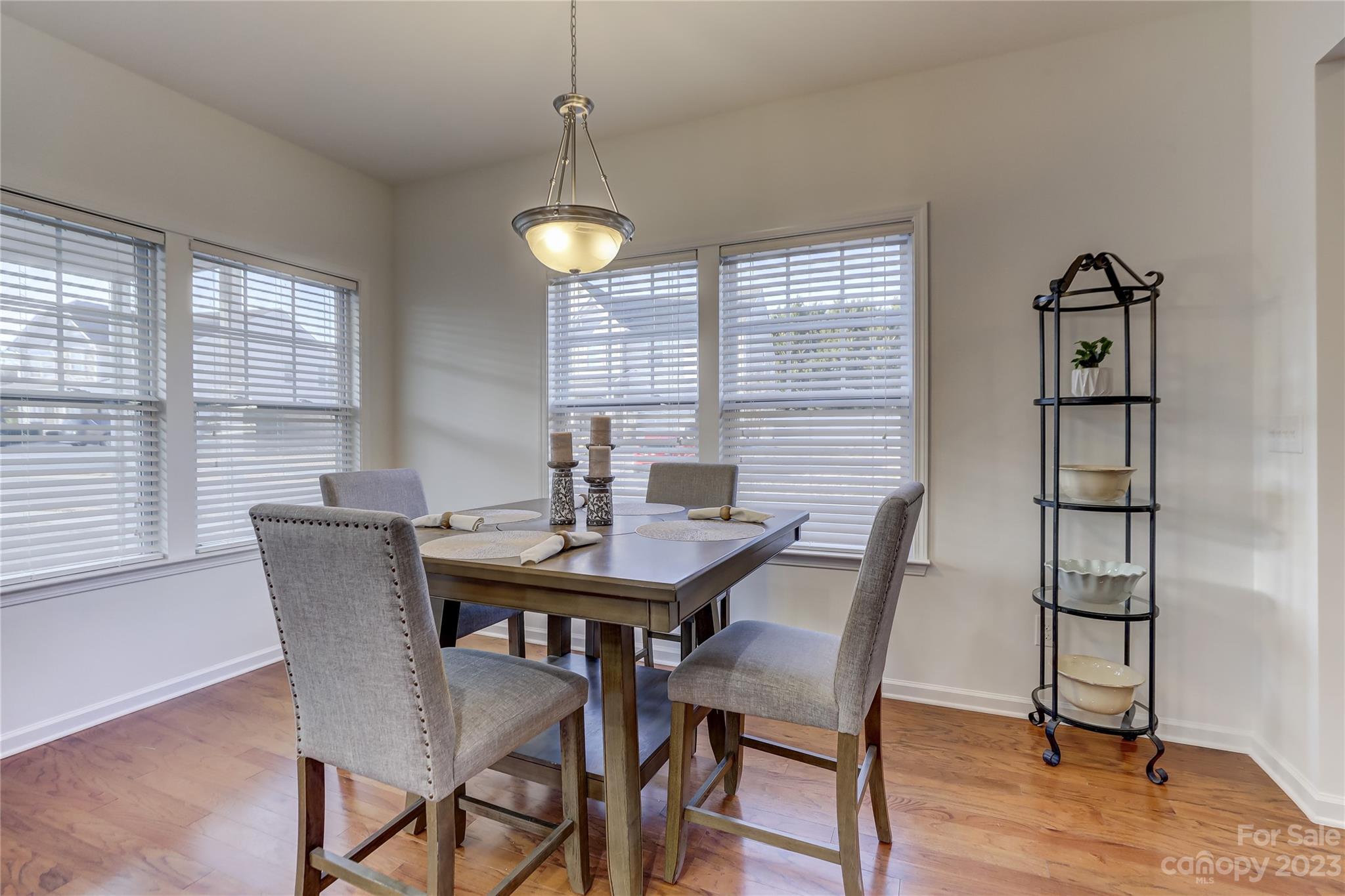 Newport Lakes - Residential