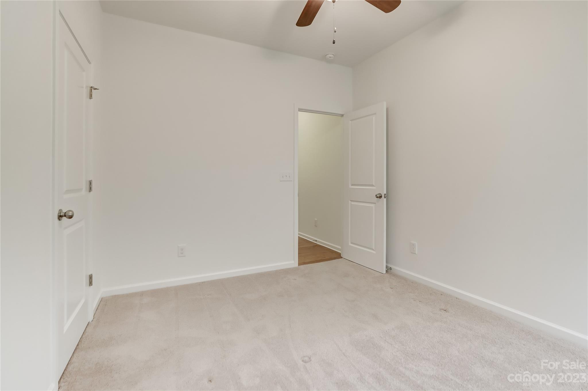 Newport Lakes - Residential