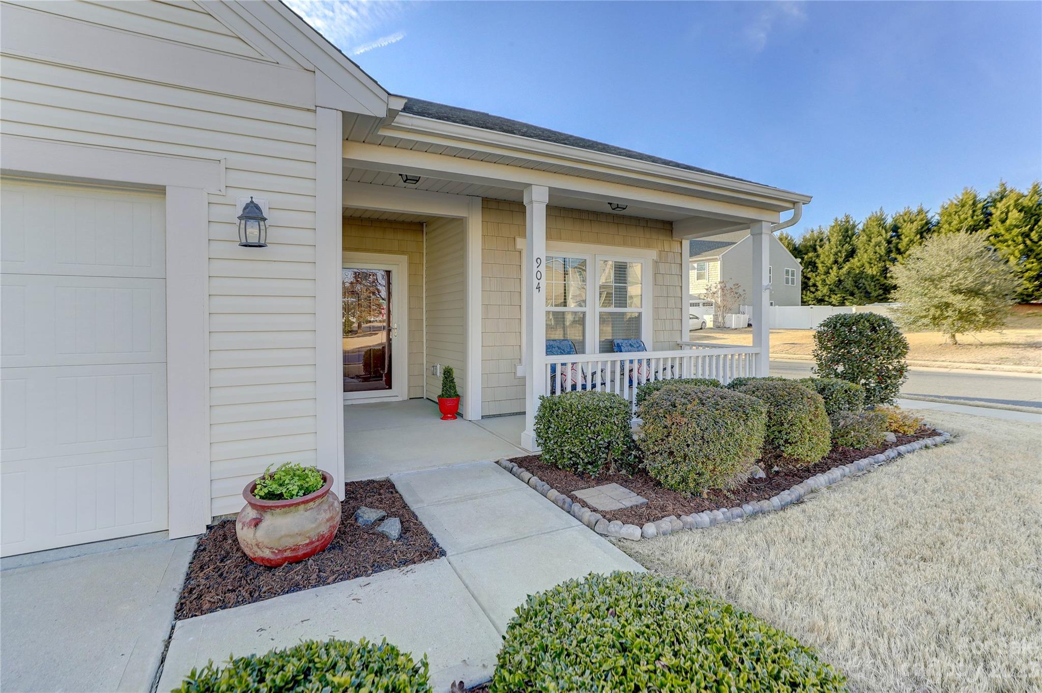 Newport Lakes - Residential