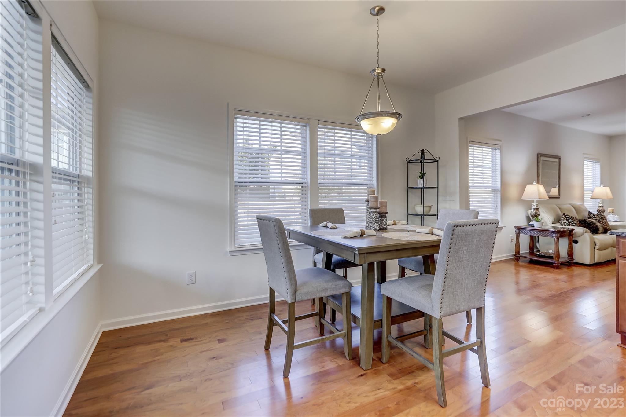 Newport Lakes - Residential