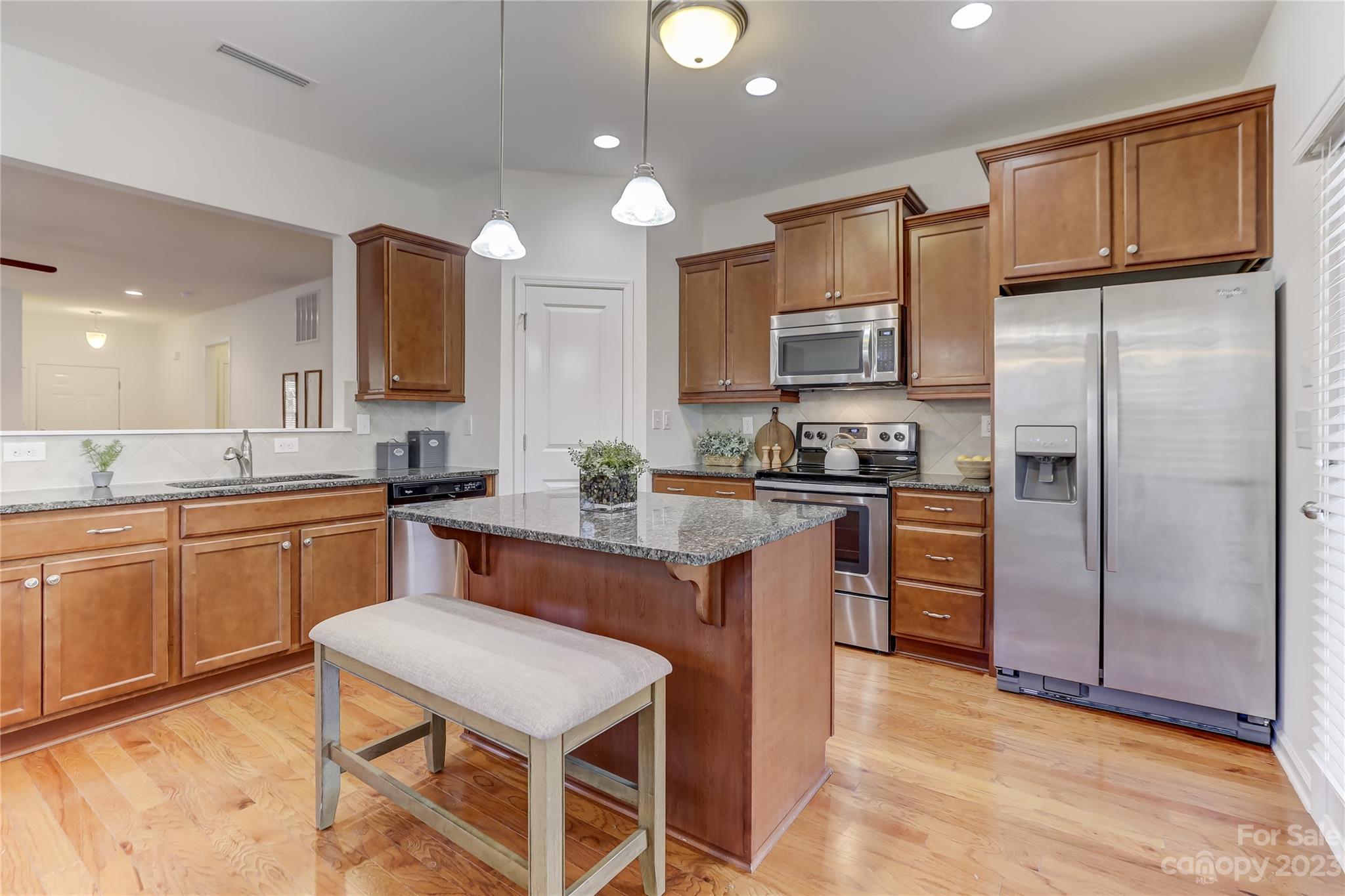 Newport Lakes - Residential