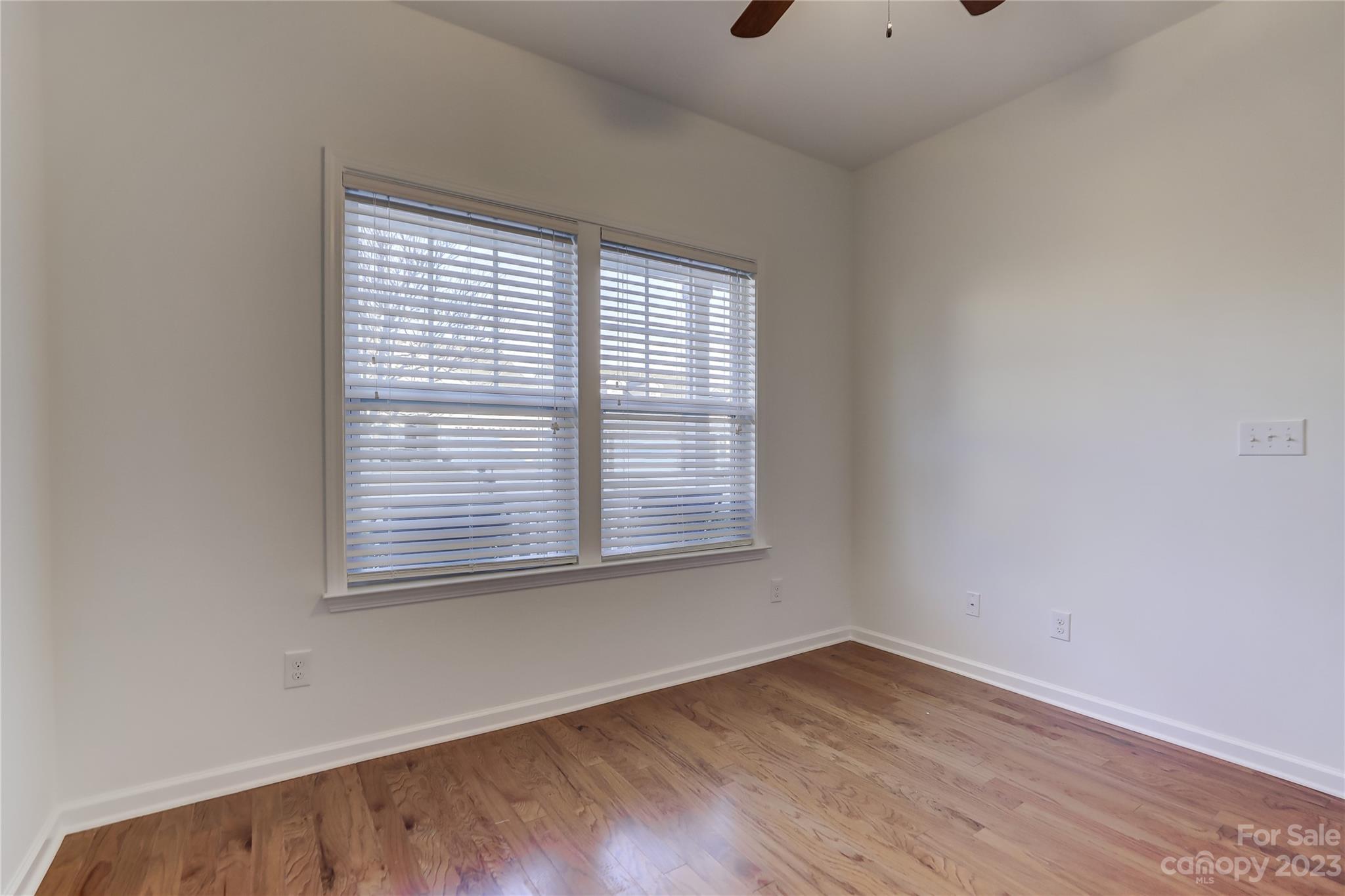 Newport Lakes - Residential