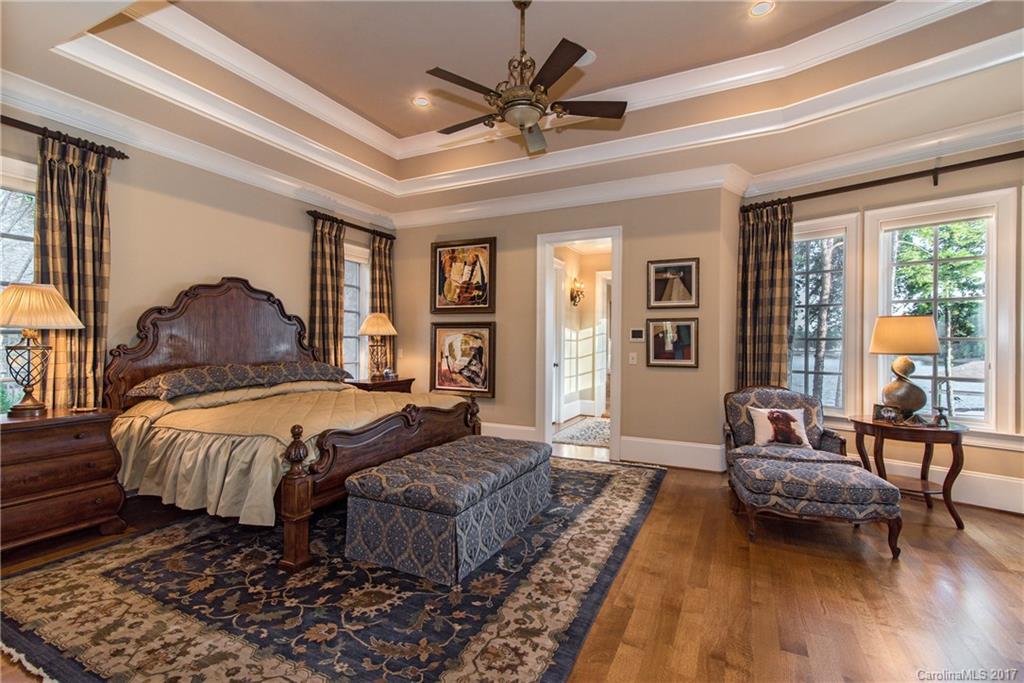 The Peninsula - Residential