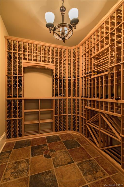 The Peninsula - Residential