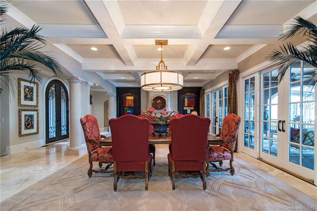 The Peninsula - Residential