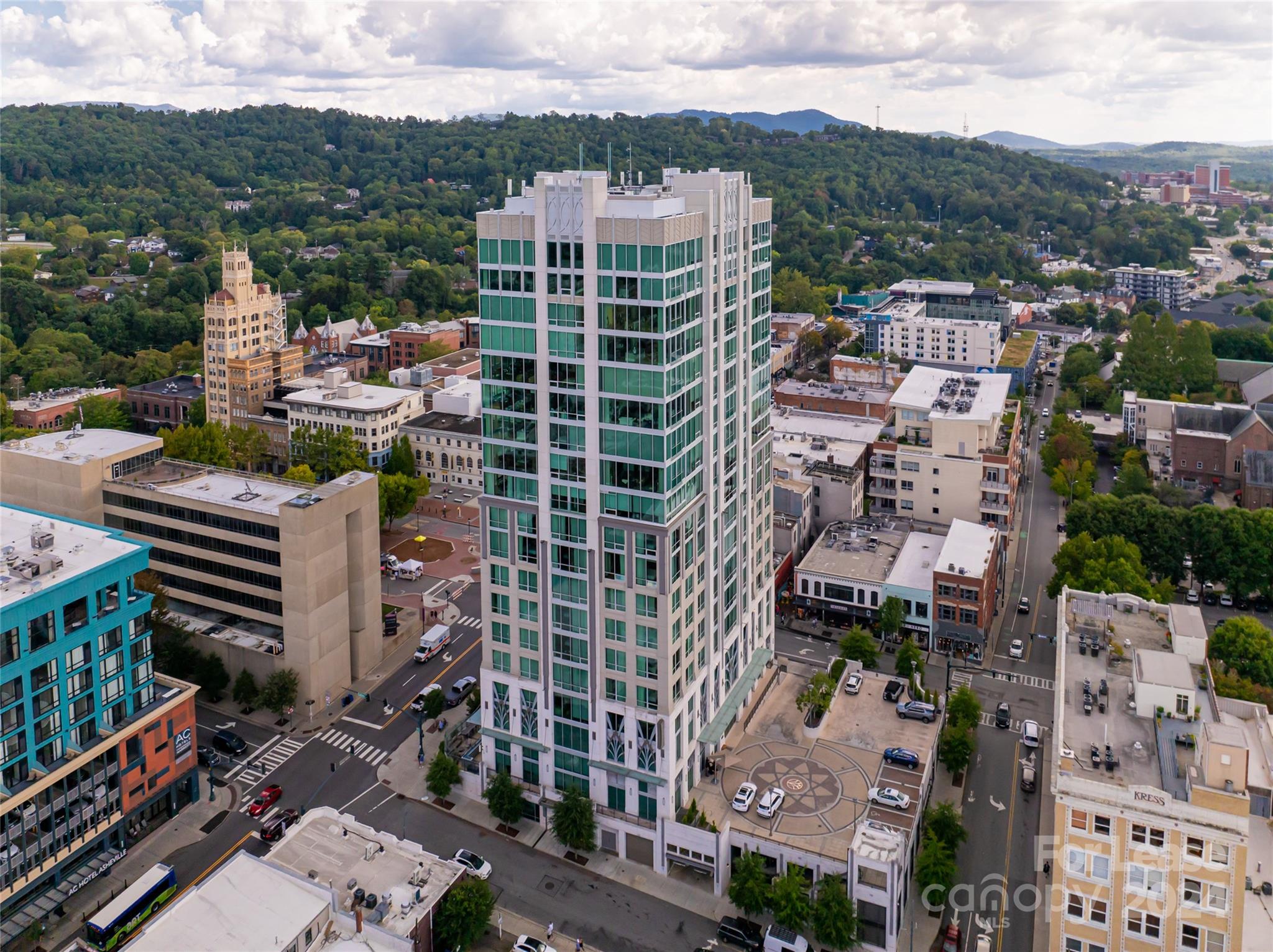 Asheville Arras Residence - Residential Lease